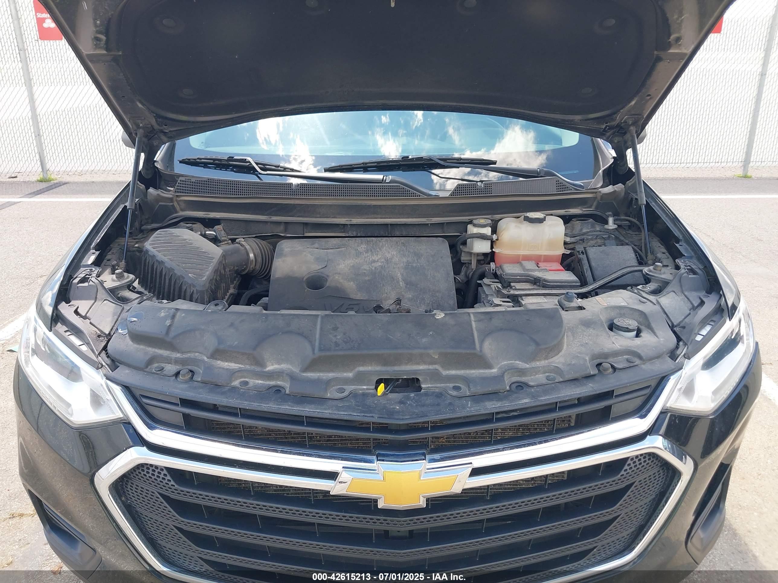 CHEVROLET TRAVERSE image 10