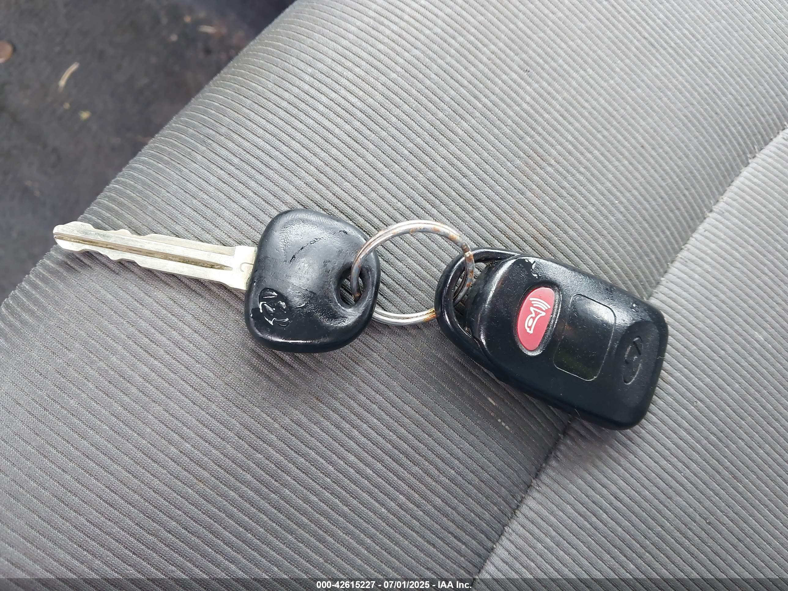 HYUNDAI ELANTRA image 11