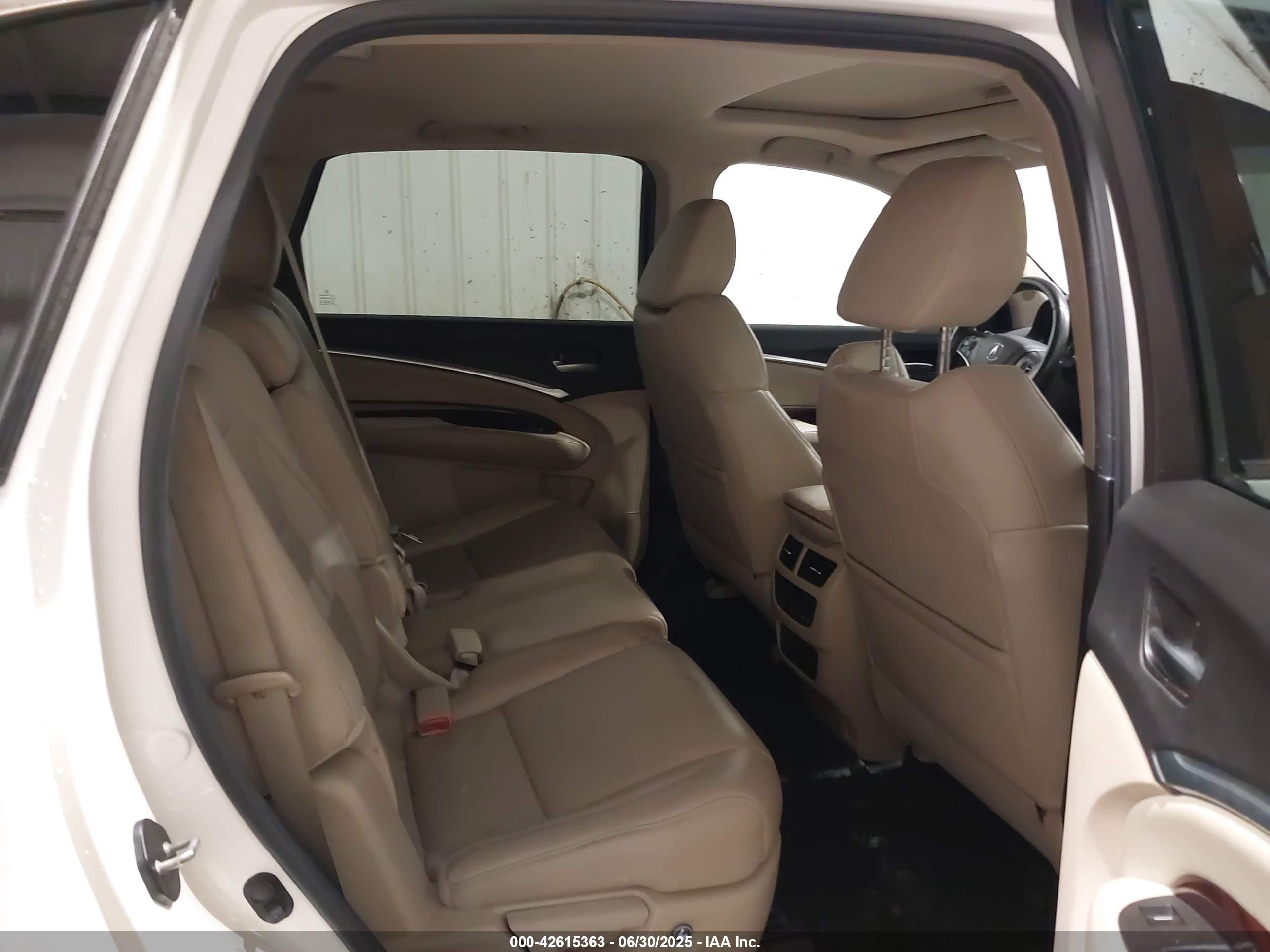 ACURA MDX image 8