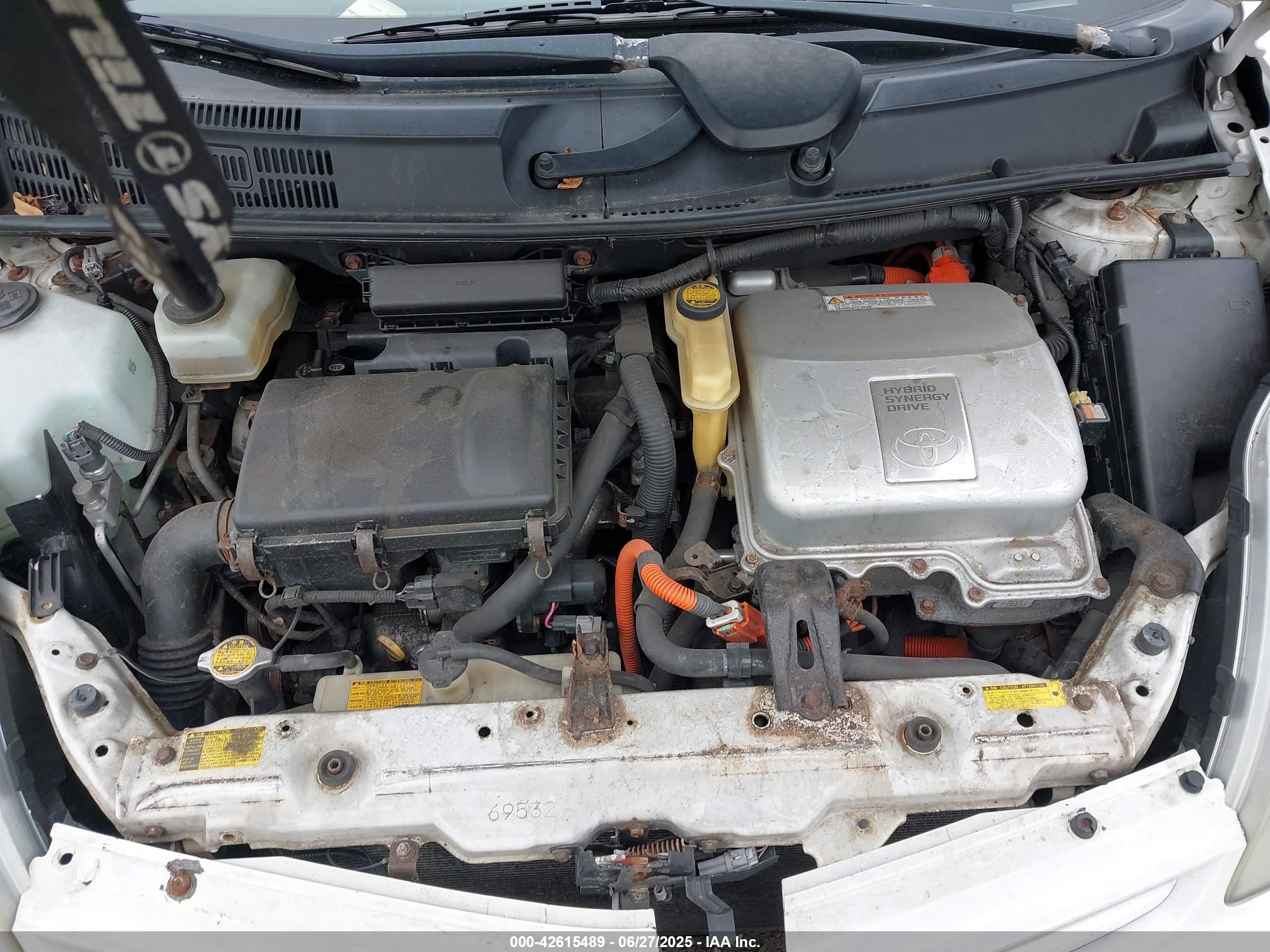 TOYOTA PRIUS image 10