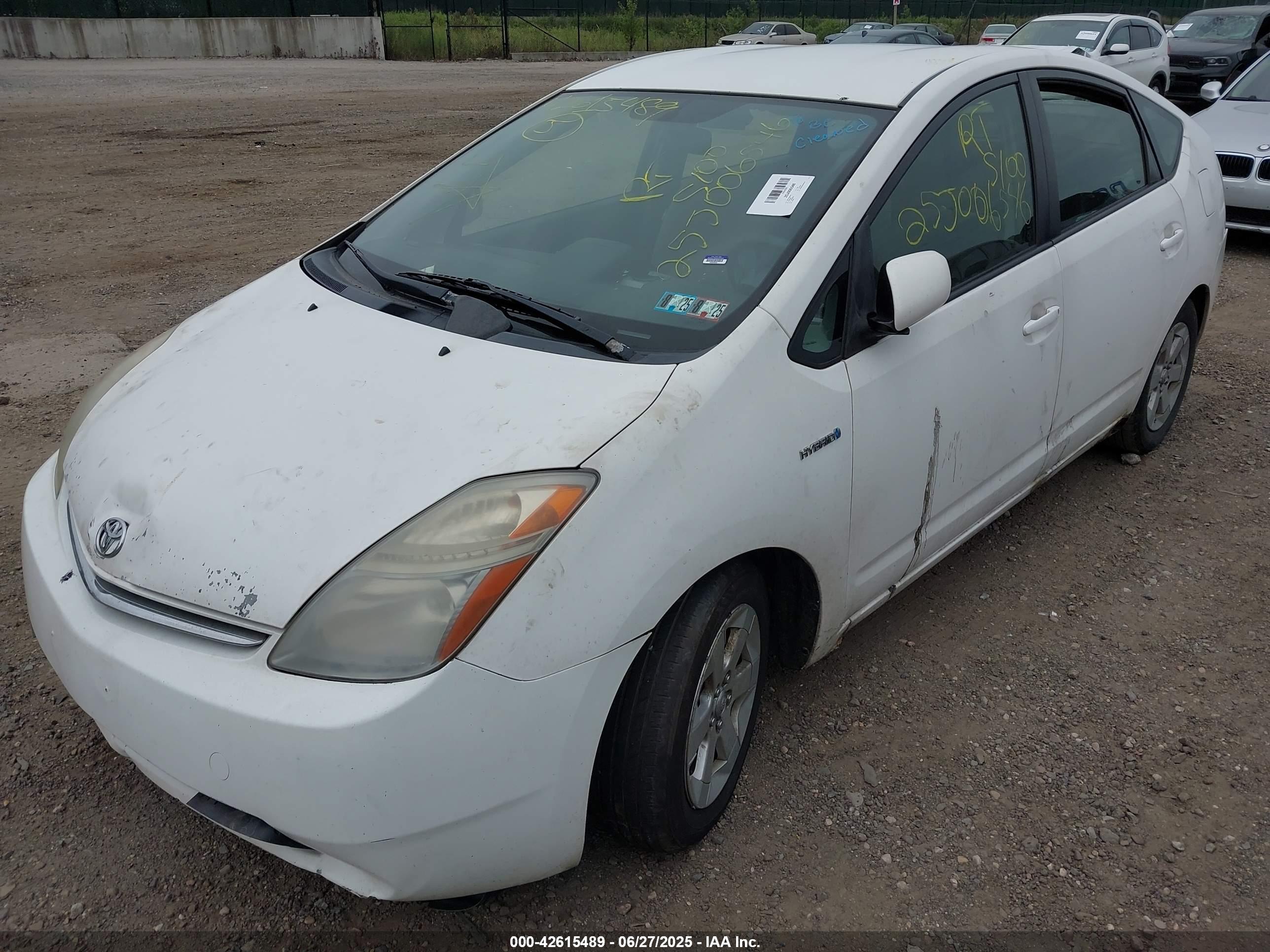 TOYOTA PRIUS image 6