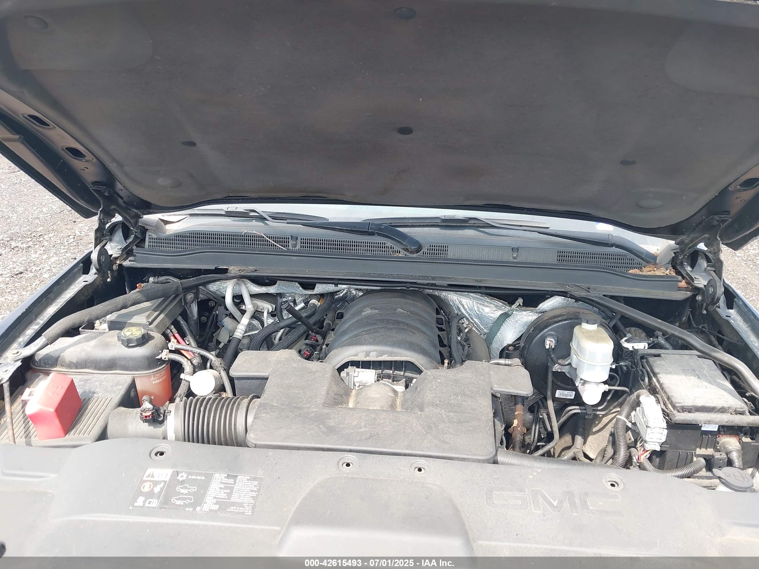 GMC YUKON image 10
