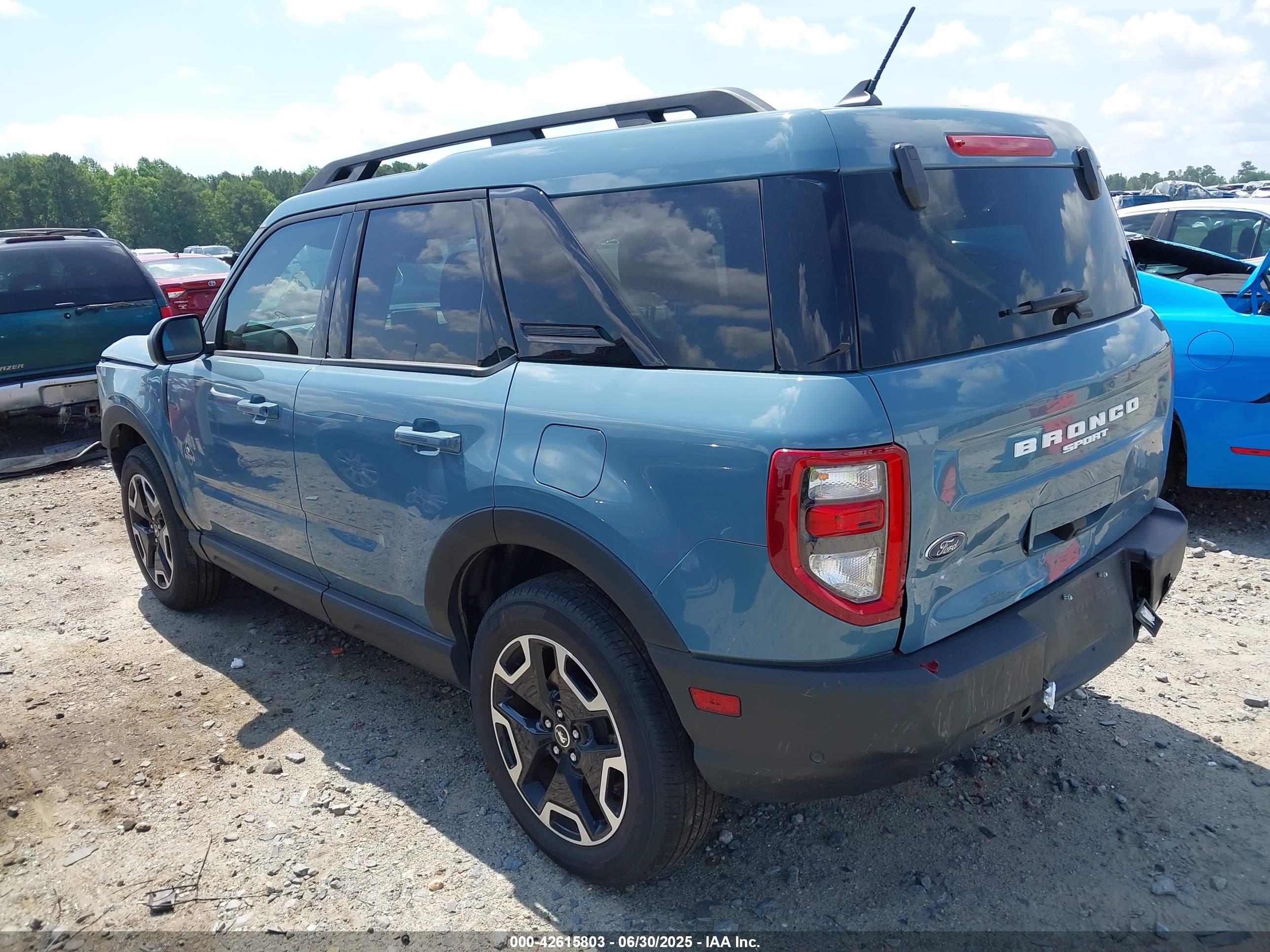 FORD BRONCO image 3