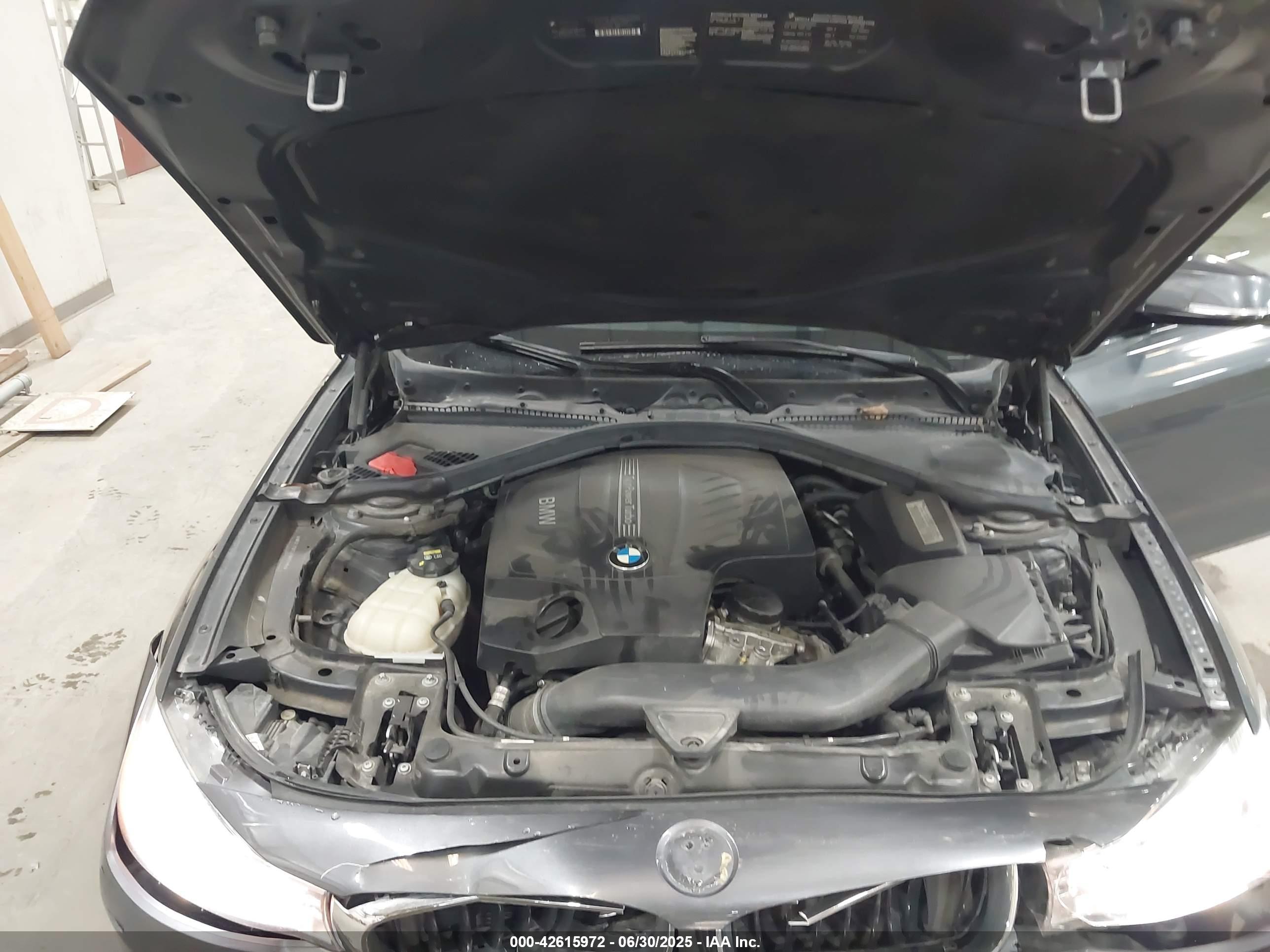 BMW 335I image 10