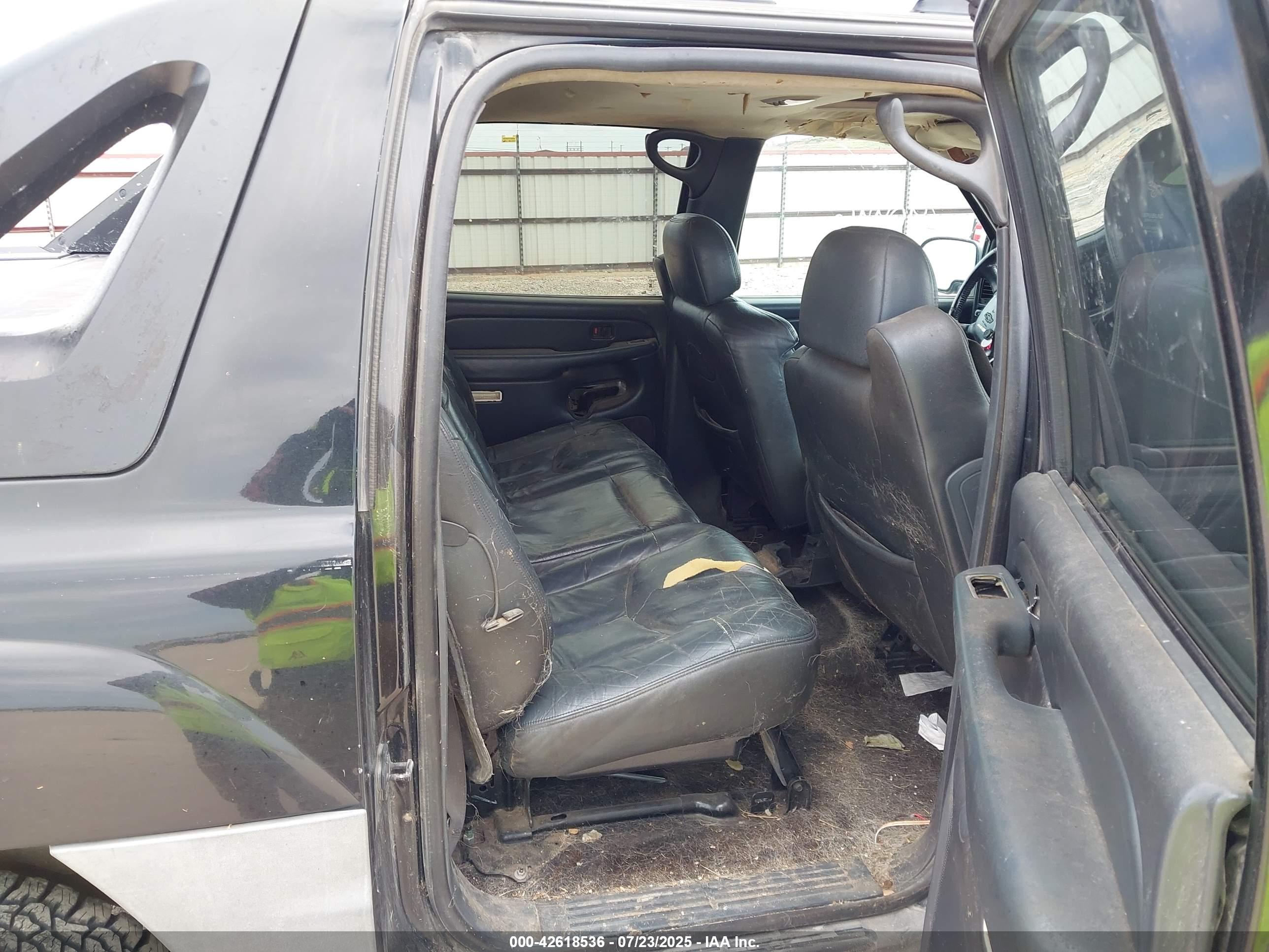 CHEVROLET AVALANCHE image 8