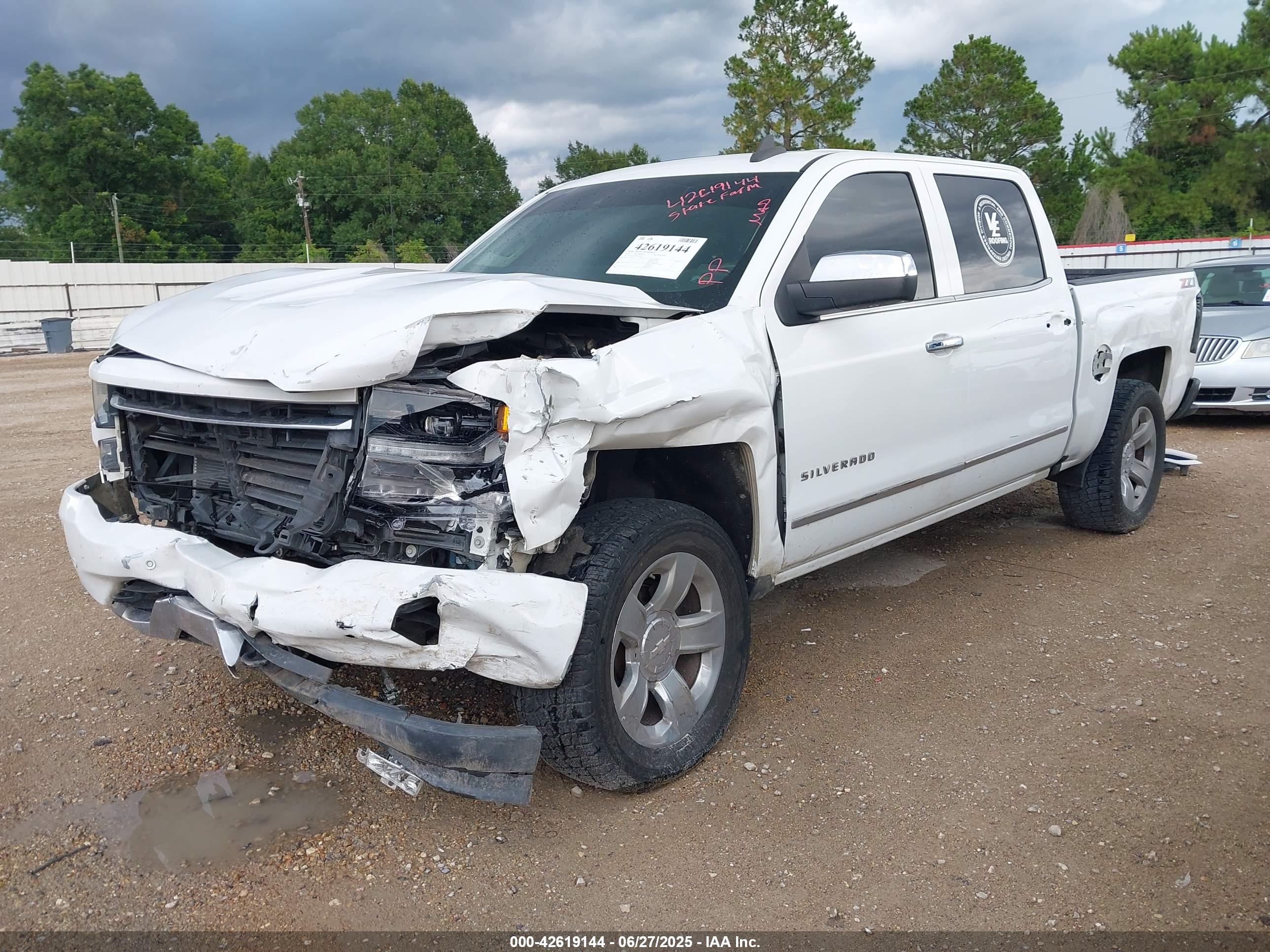 CHEVROLET SILVERADO image 2
