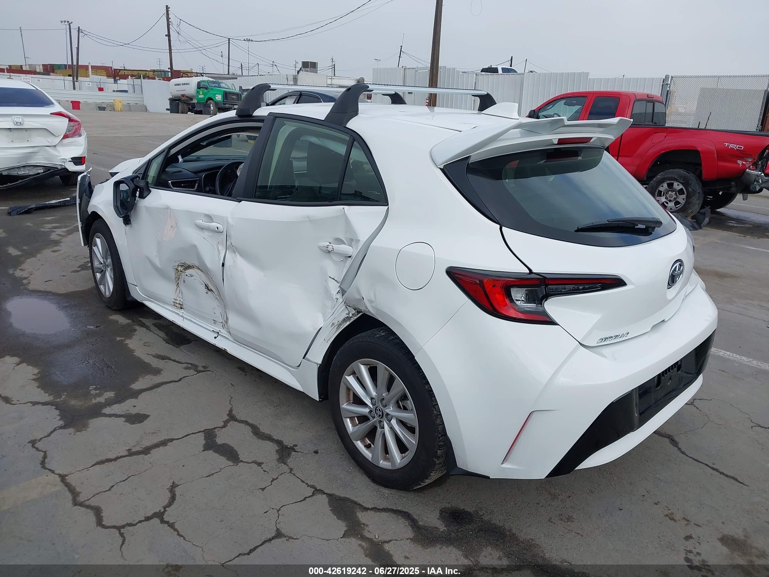 TOYOTA COROLLA image 3