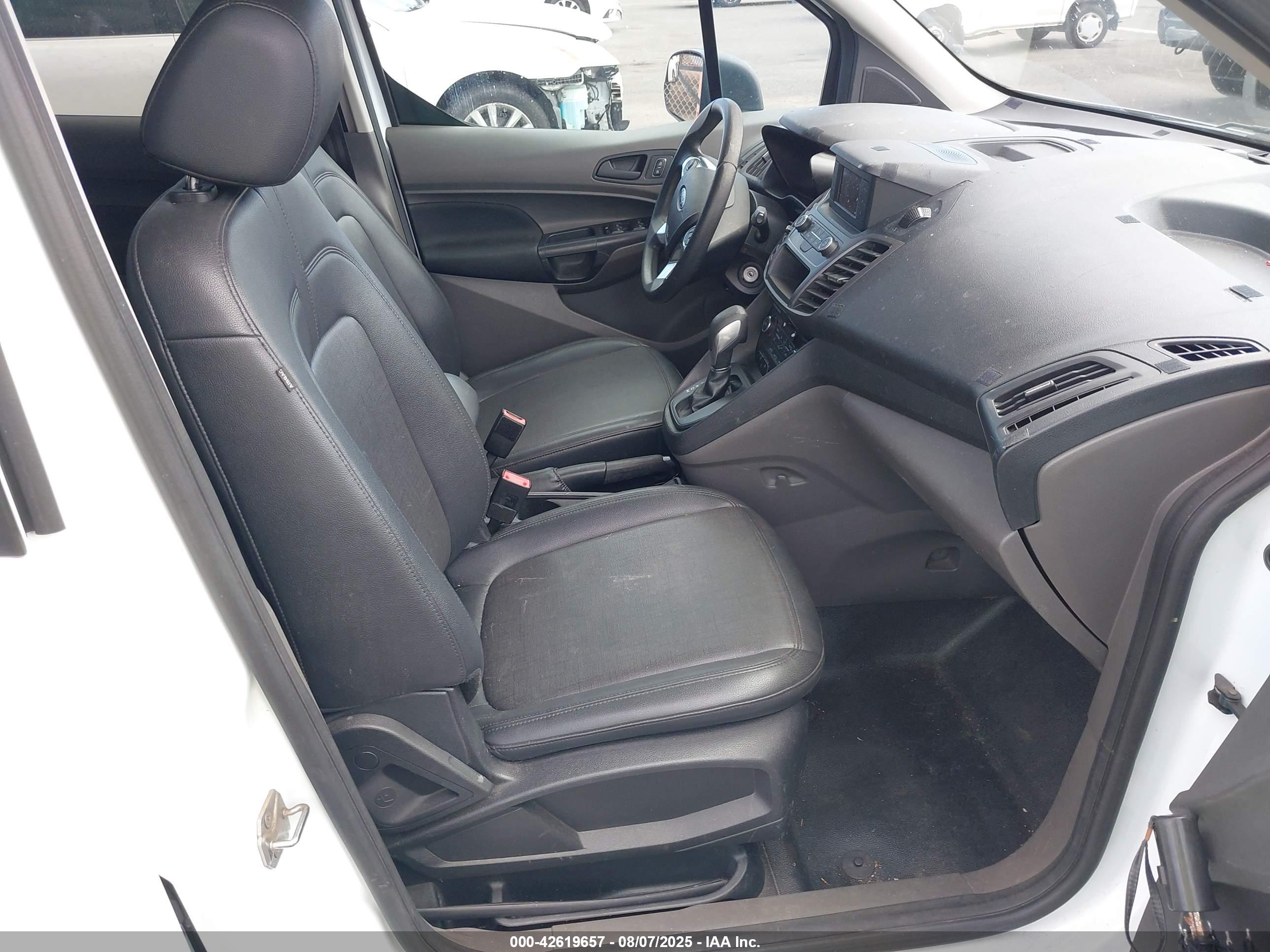 FORD TRANSIT image 5