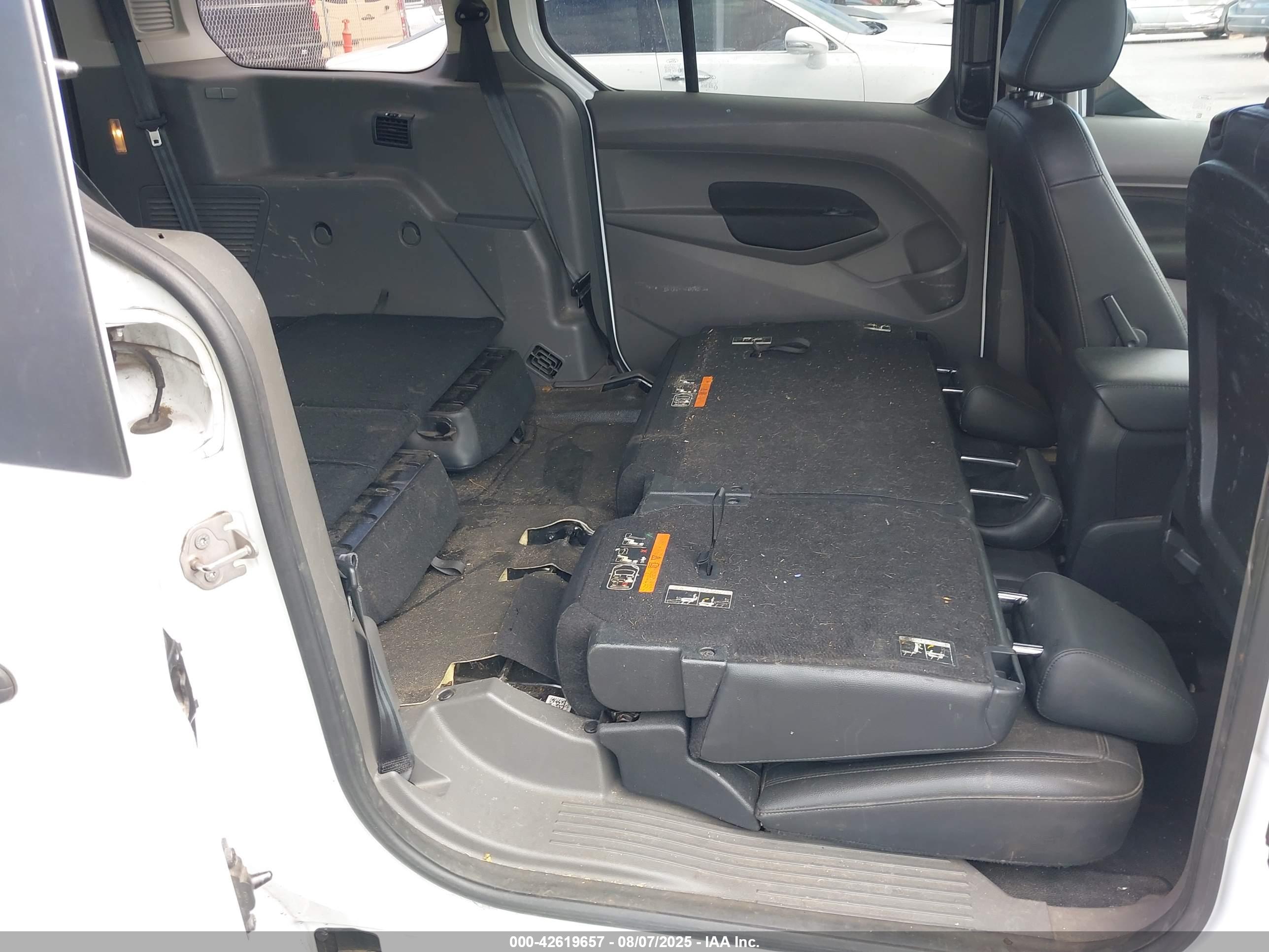 FORD TRANSIT image 8