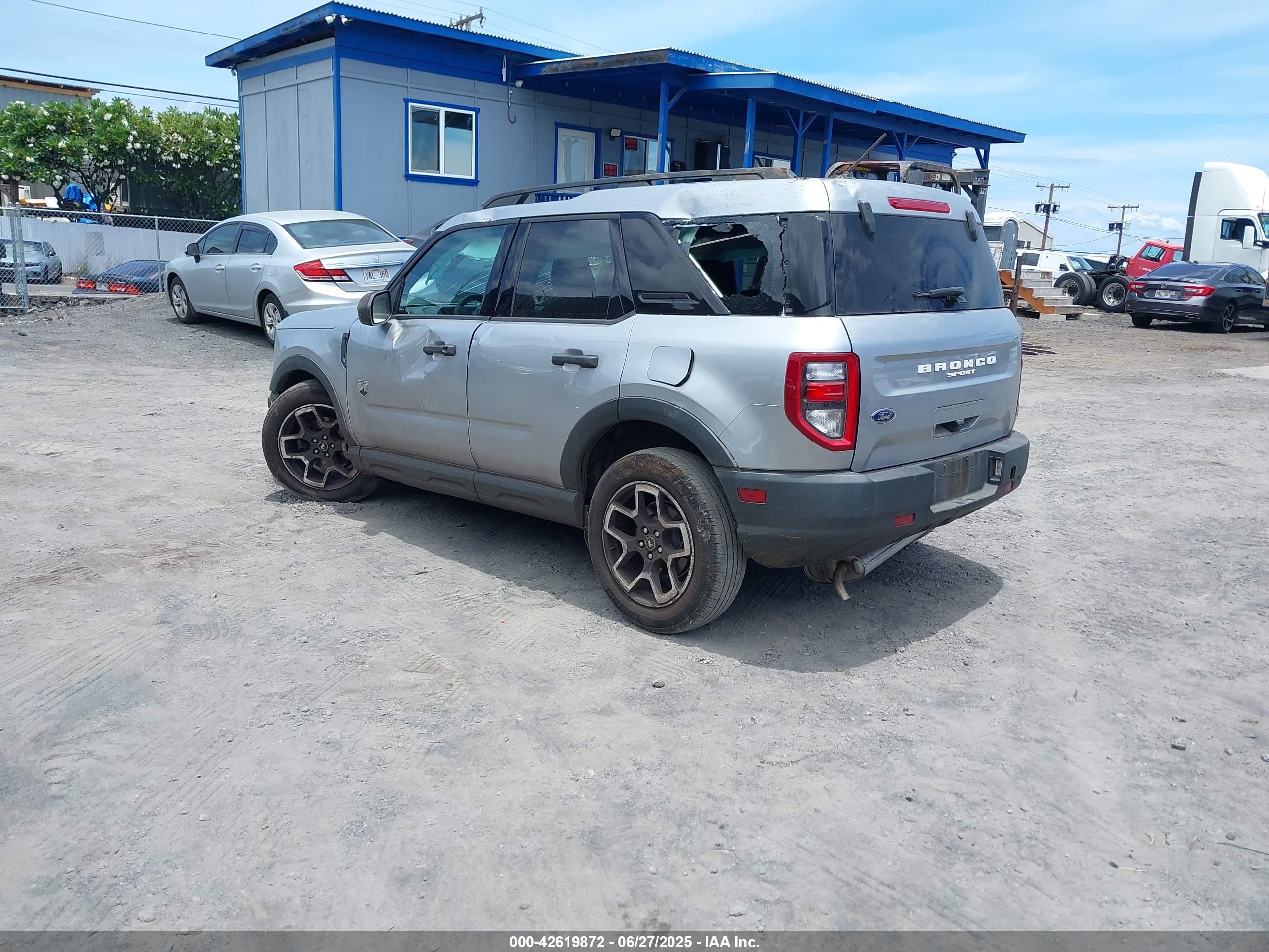 FORD BRONCO image 3