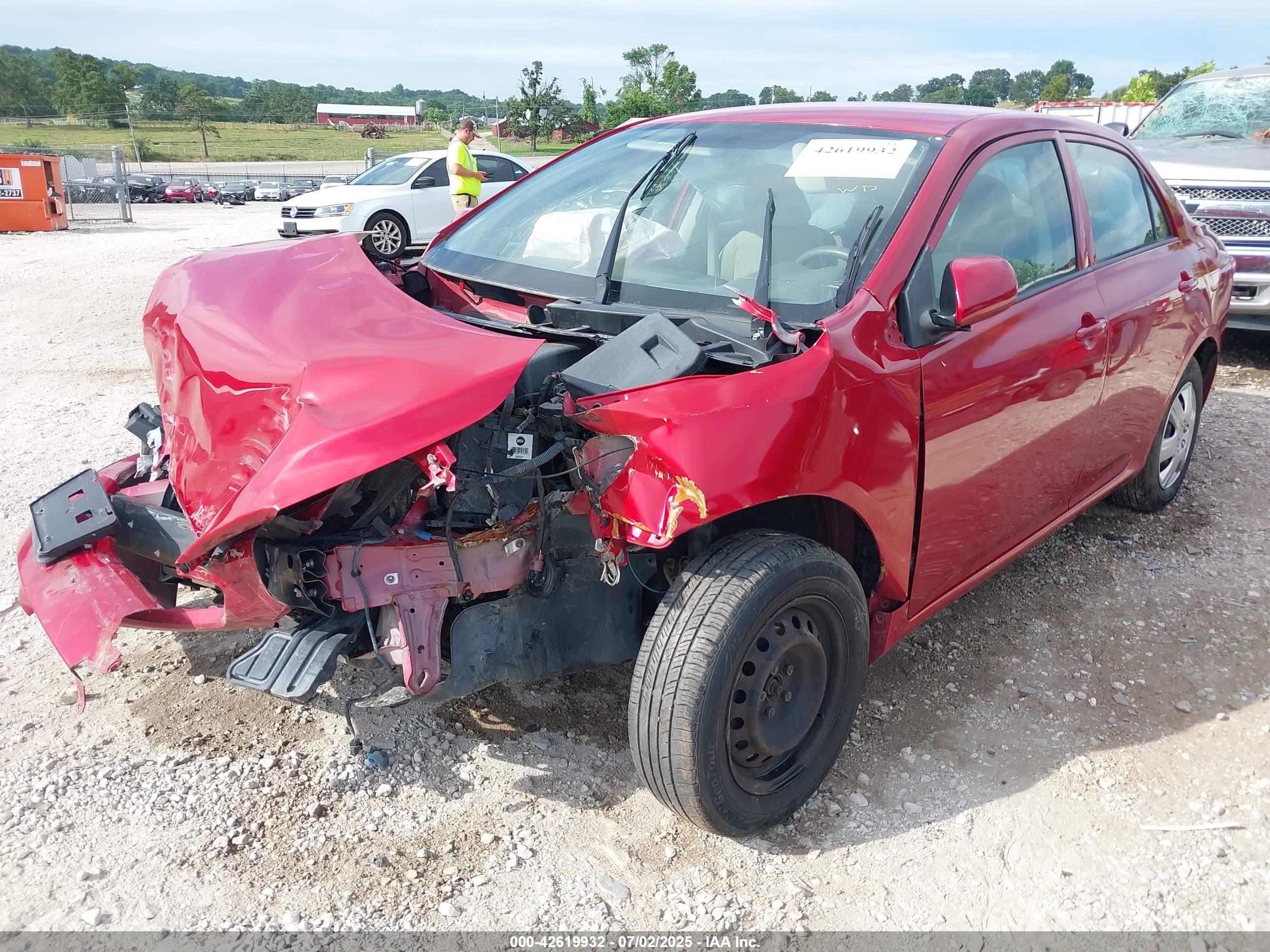 TOYOTA COROLLA image 2
