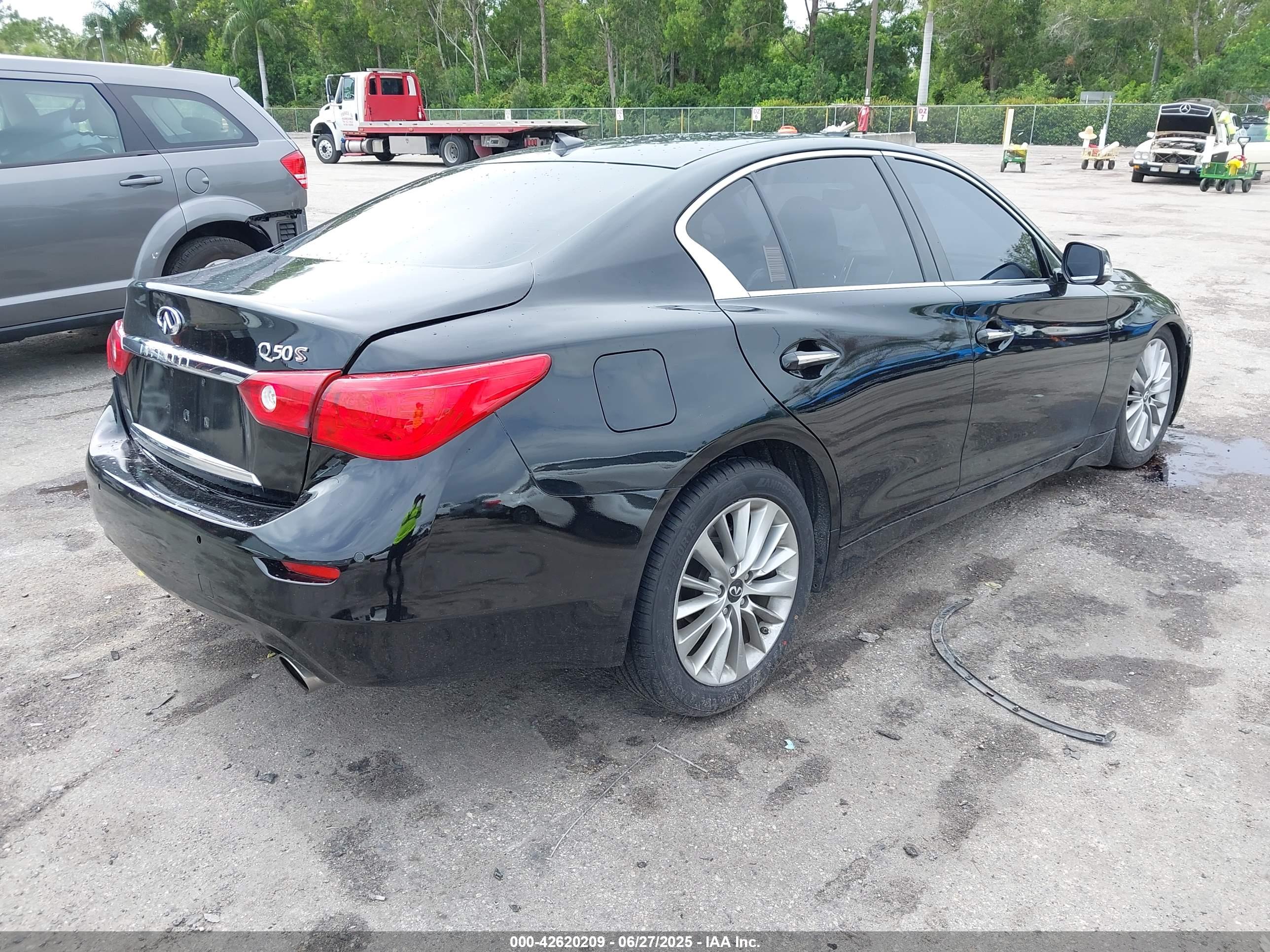 INFINITI Q50 image 4
