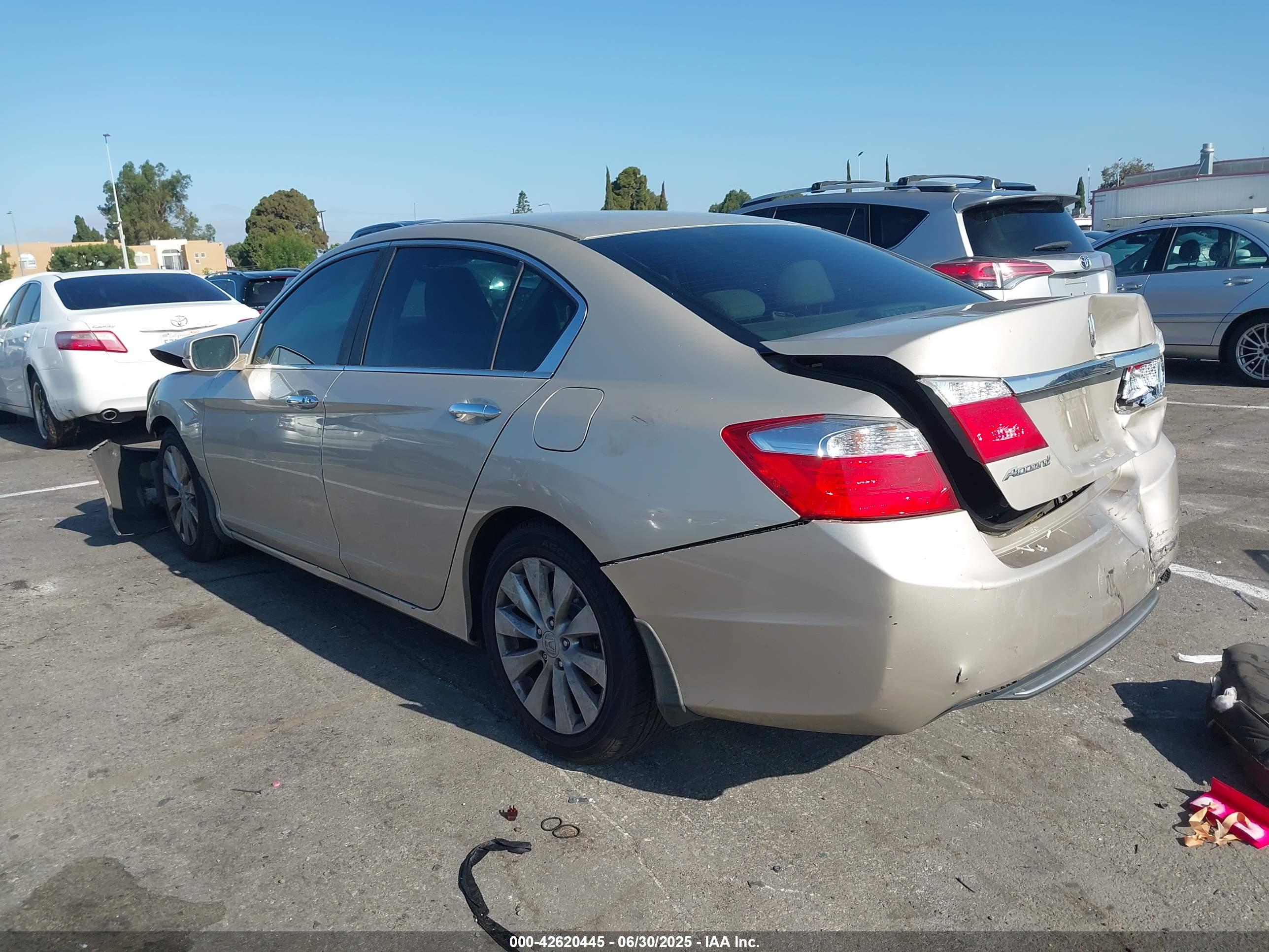 HONDA ACCORD image 3