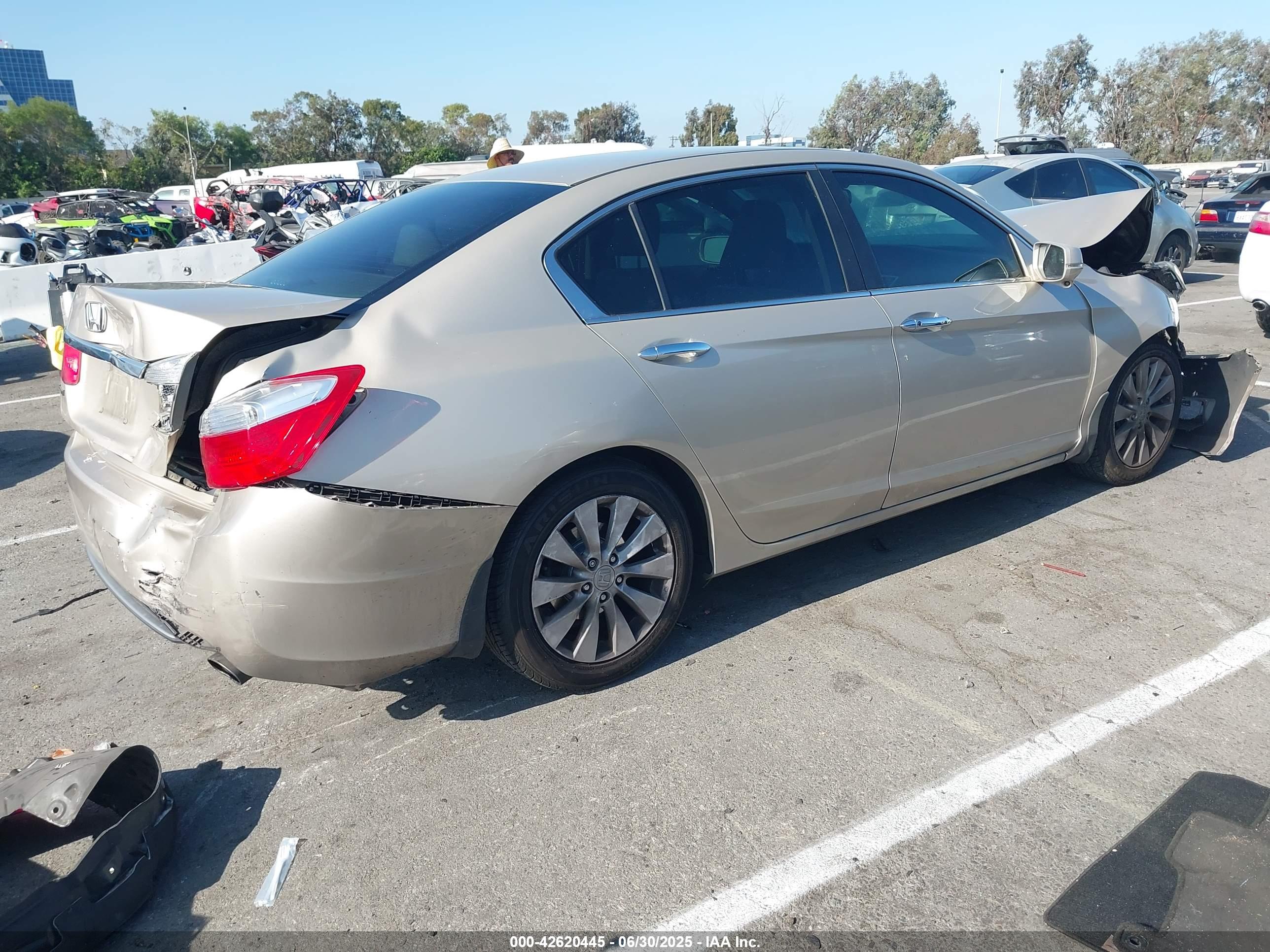 HONDA ACCORD image 4