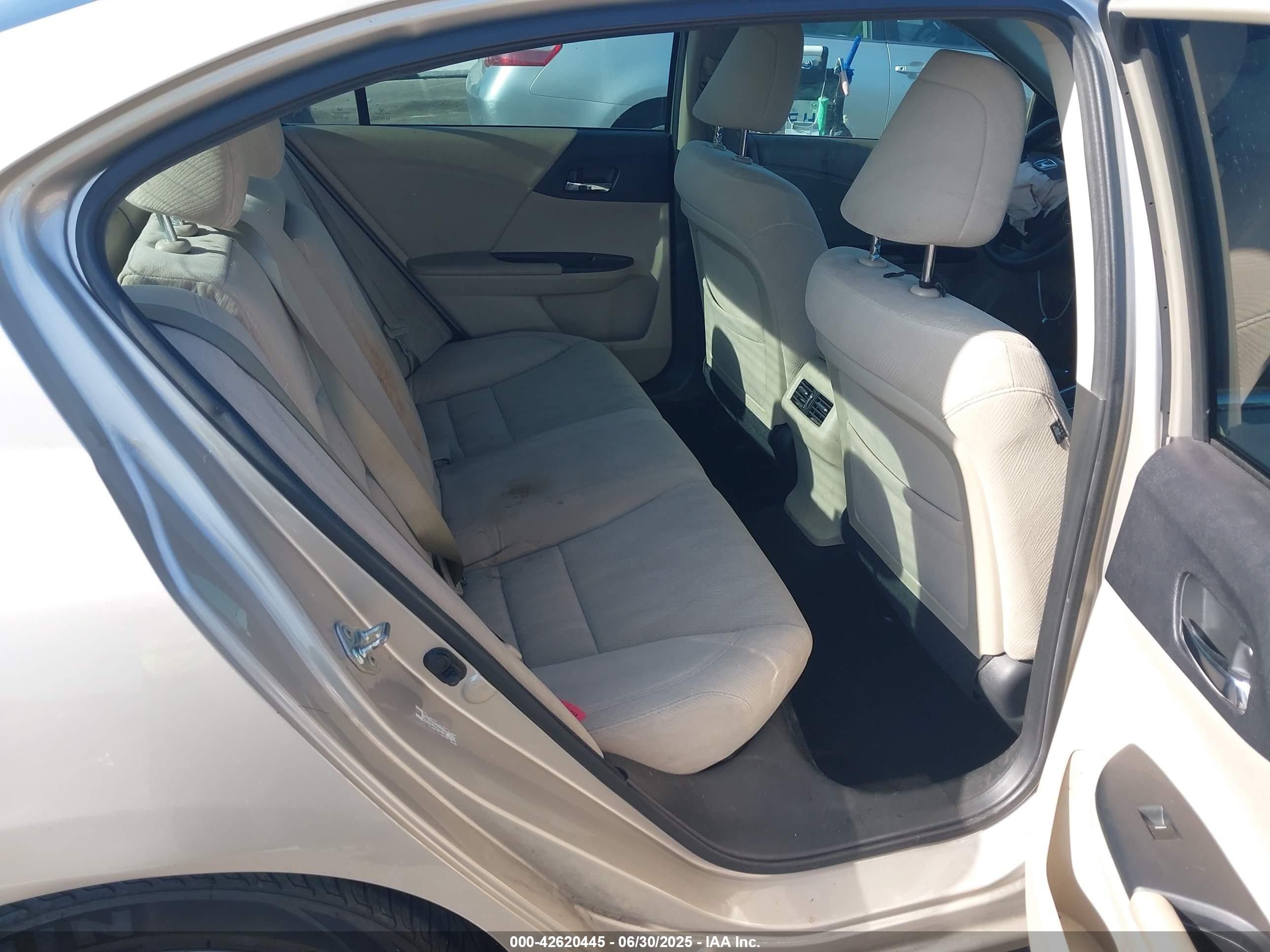 HONDA ACCORD image 8