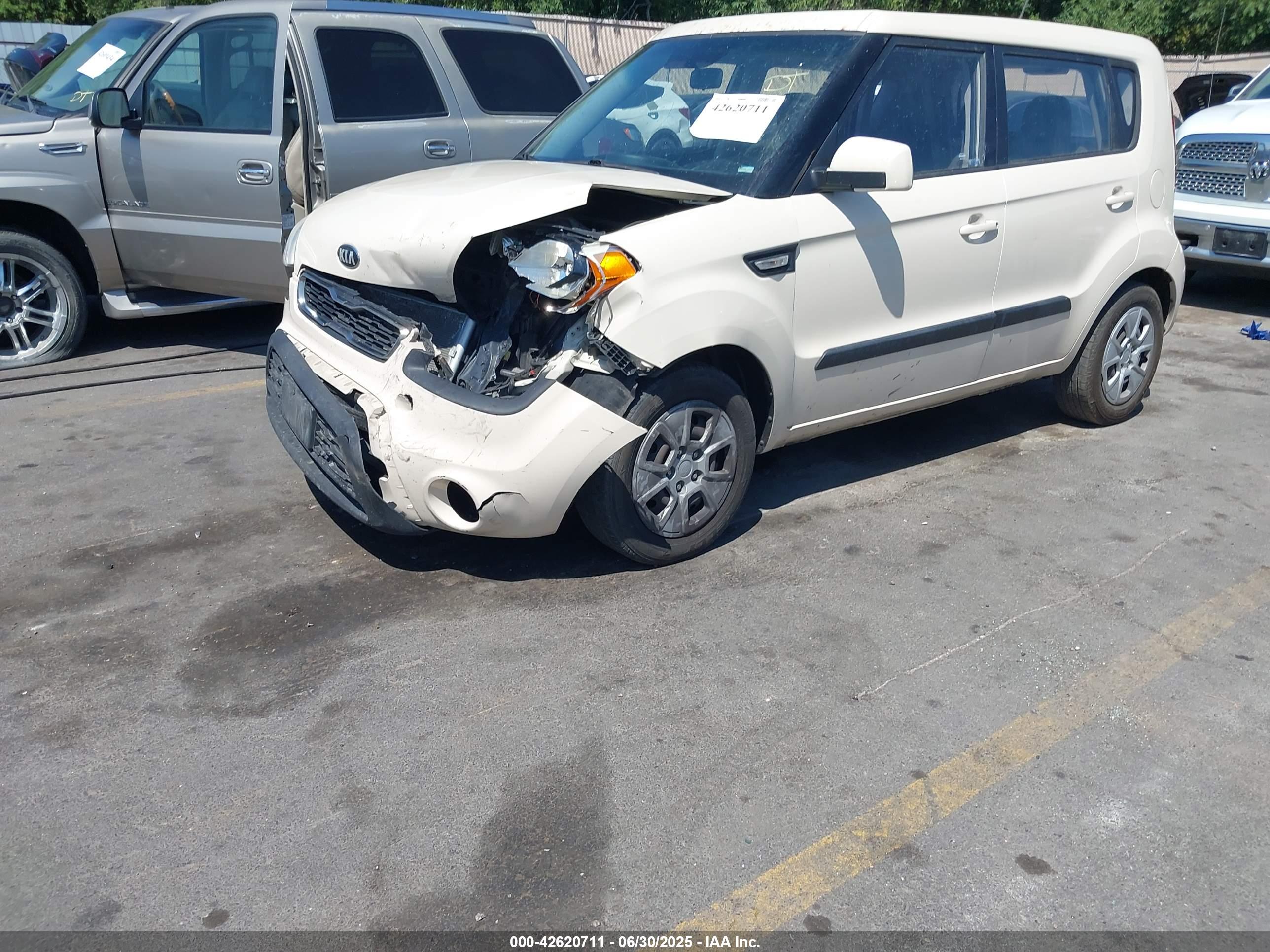 KIA SOUL image 2