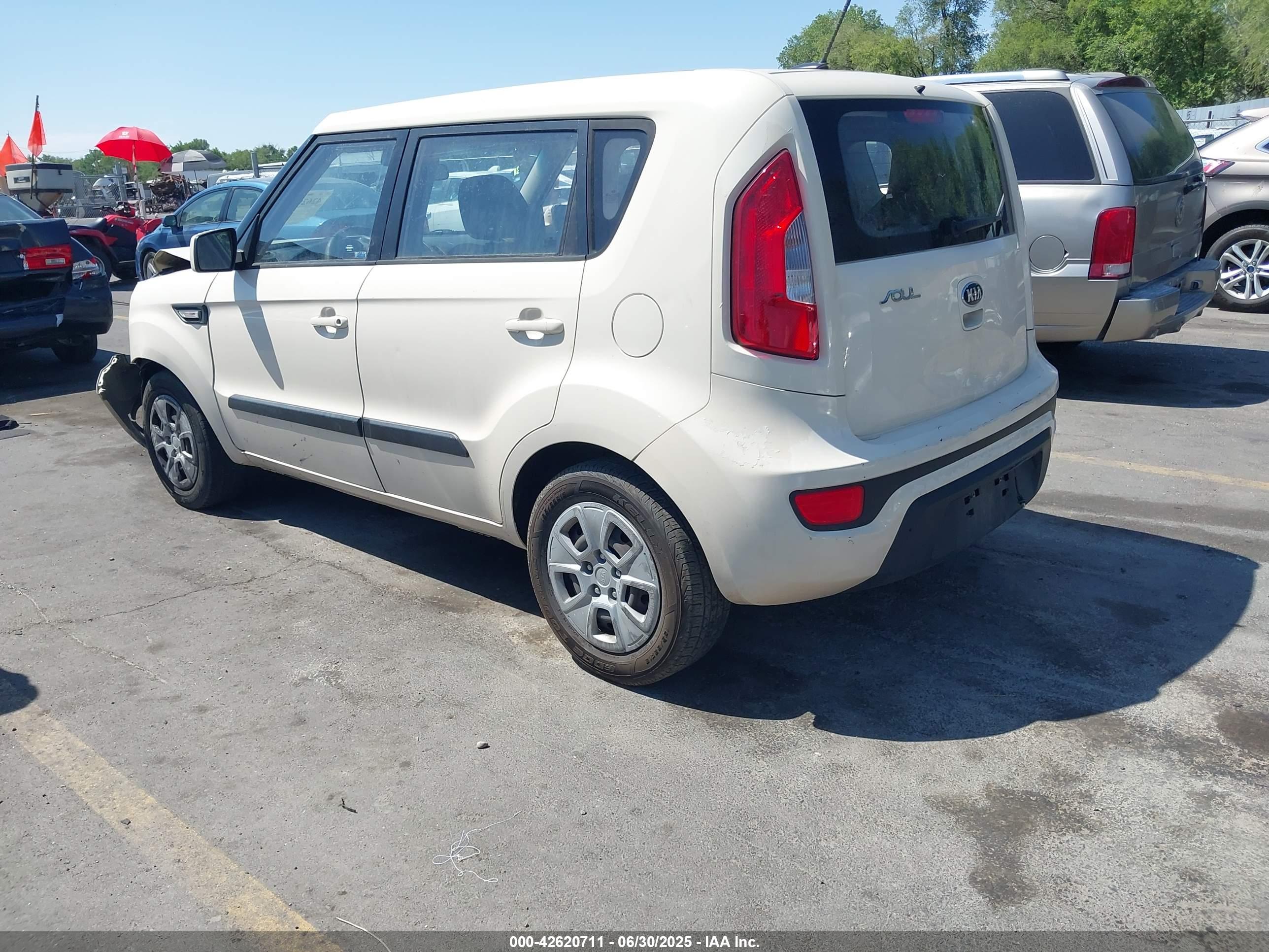 KIA SOUL image 3