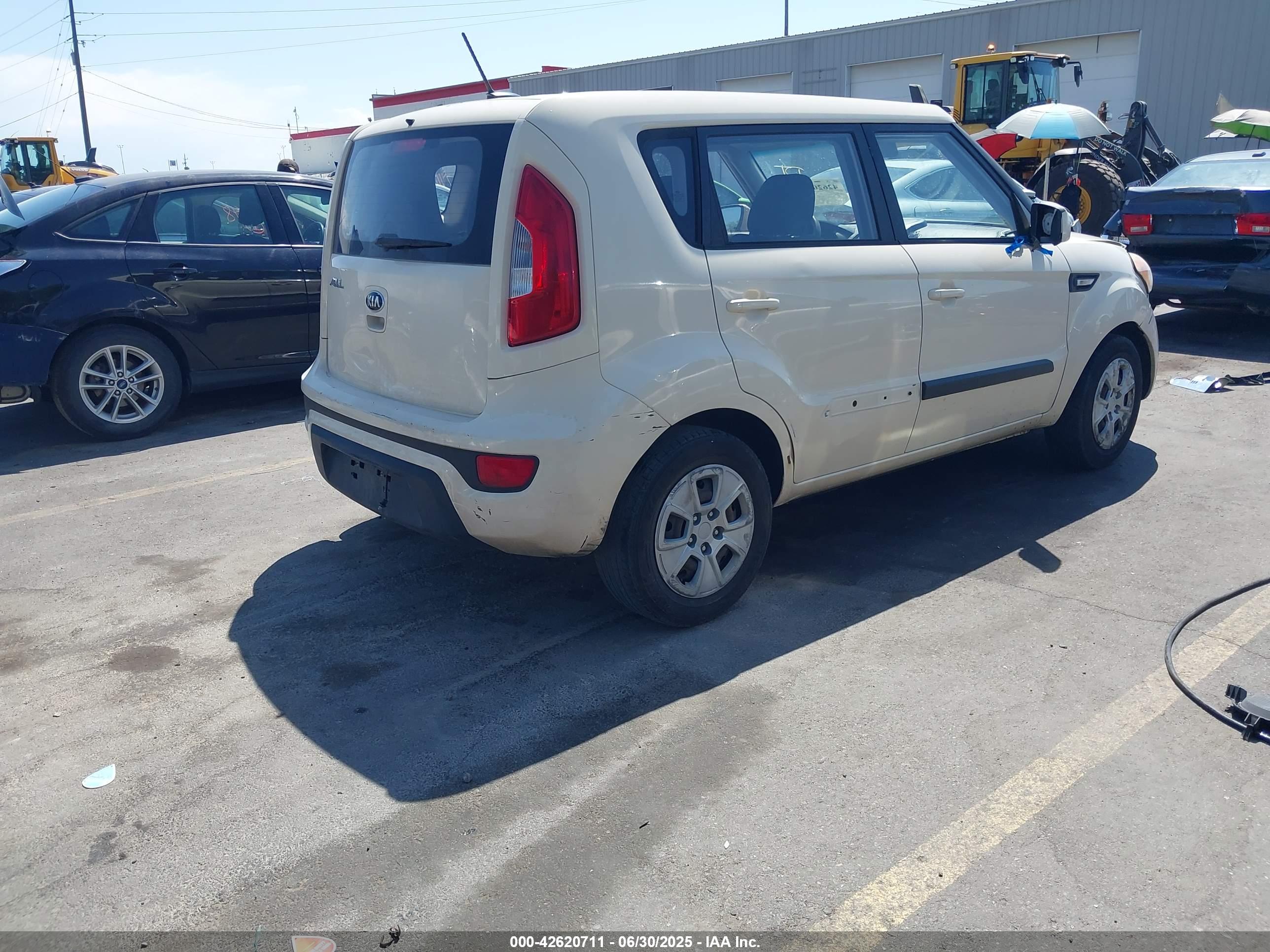 KIA SOUL image 4