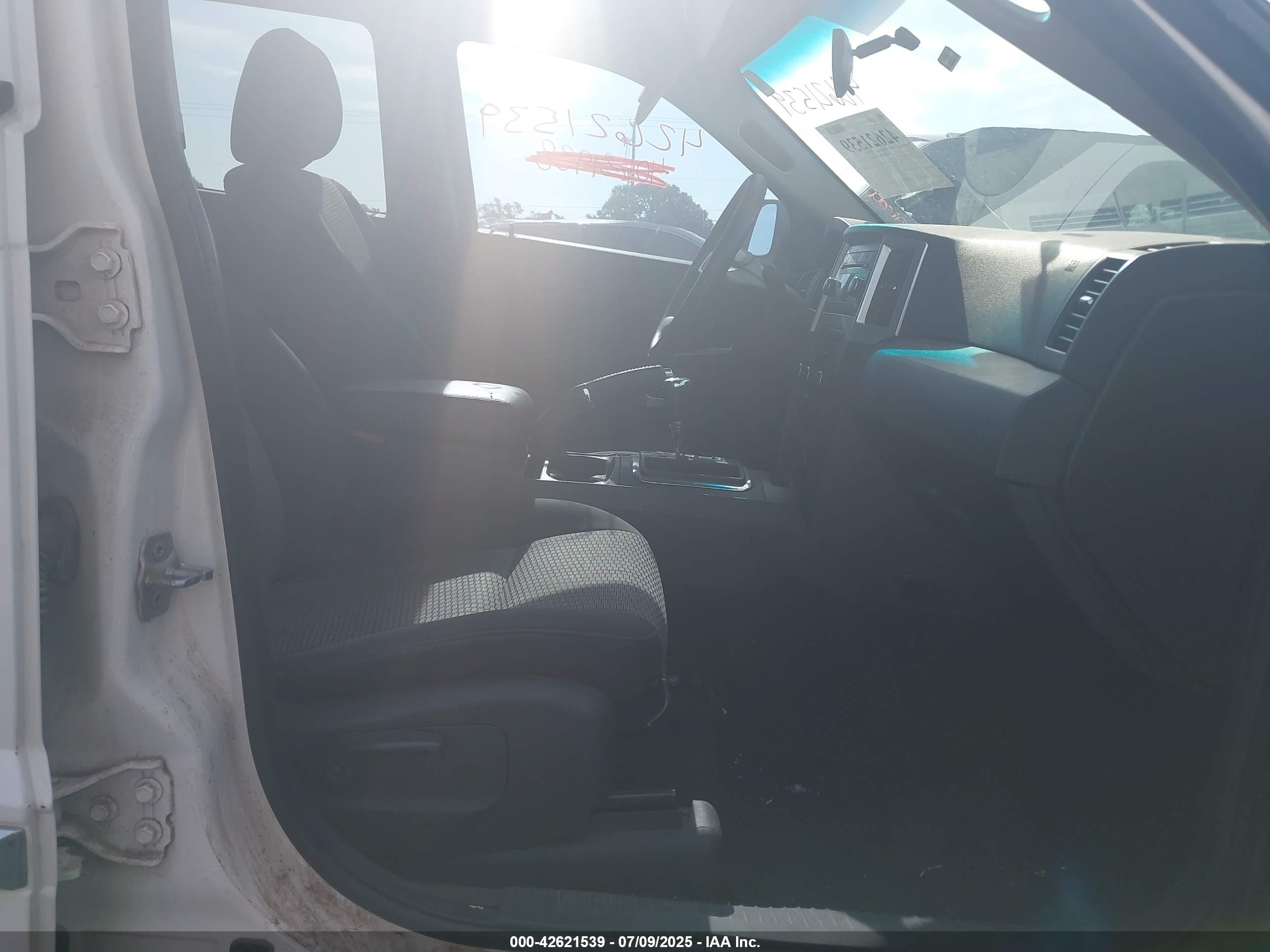JEEP GRAND image 5