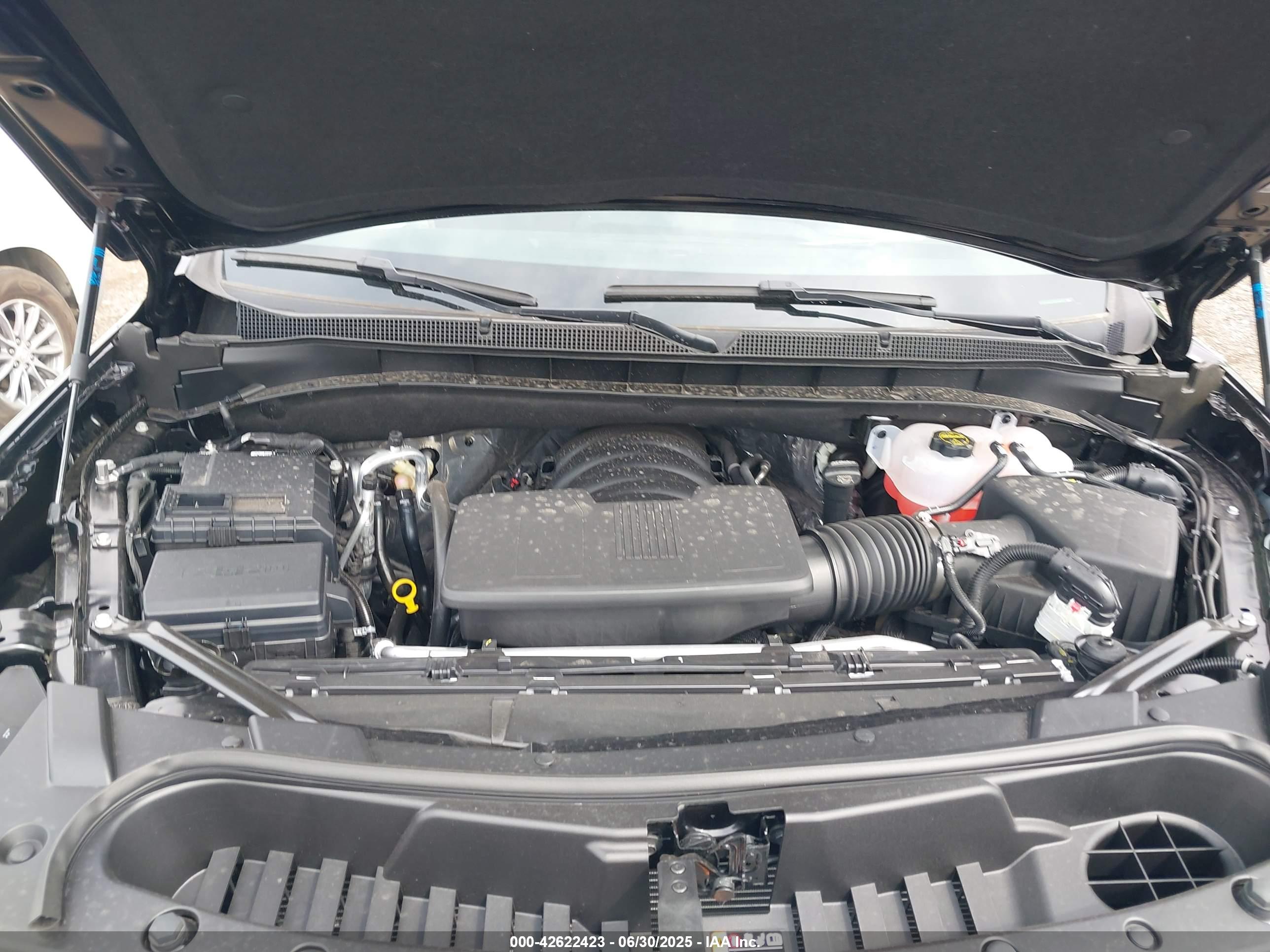 CHEVROLET SUBURBAN image 10