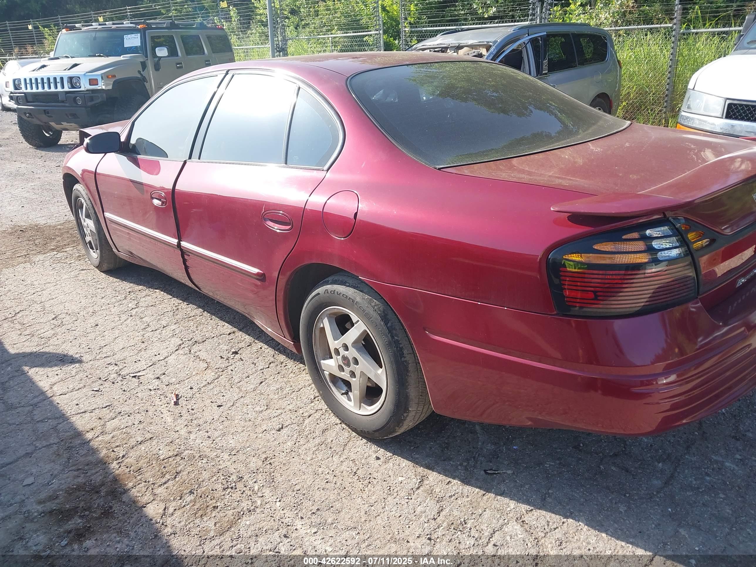 PONTIAC BONNEVILLE image 3