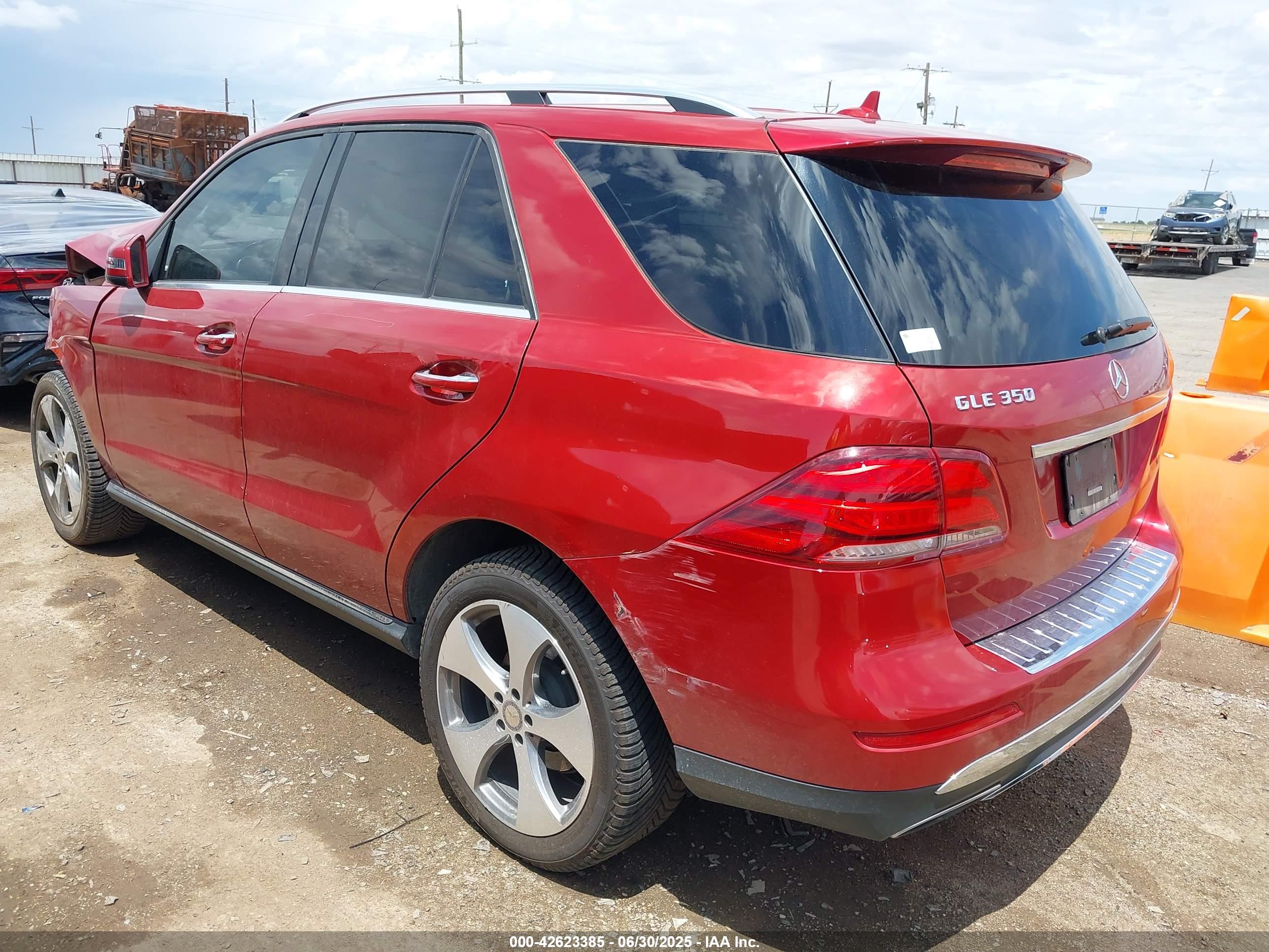 MERCEDES-BENZ GLE image 3