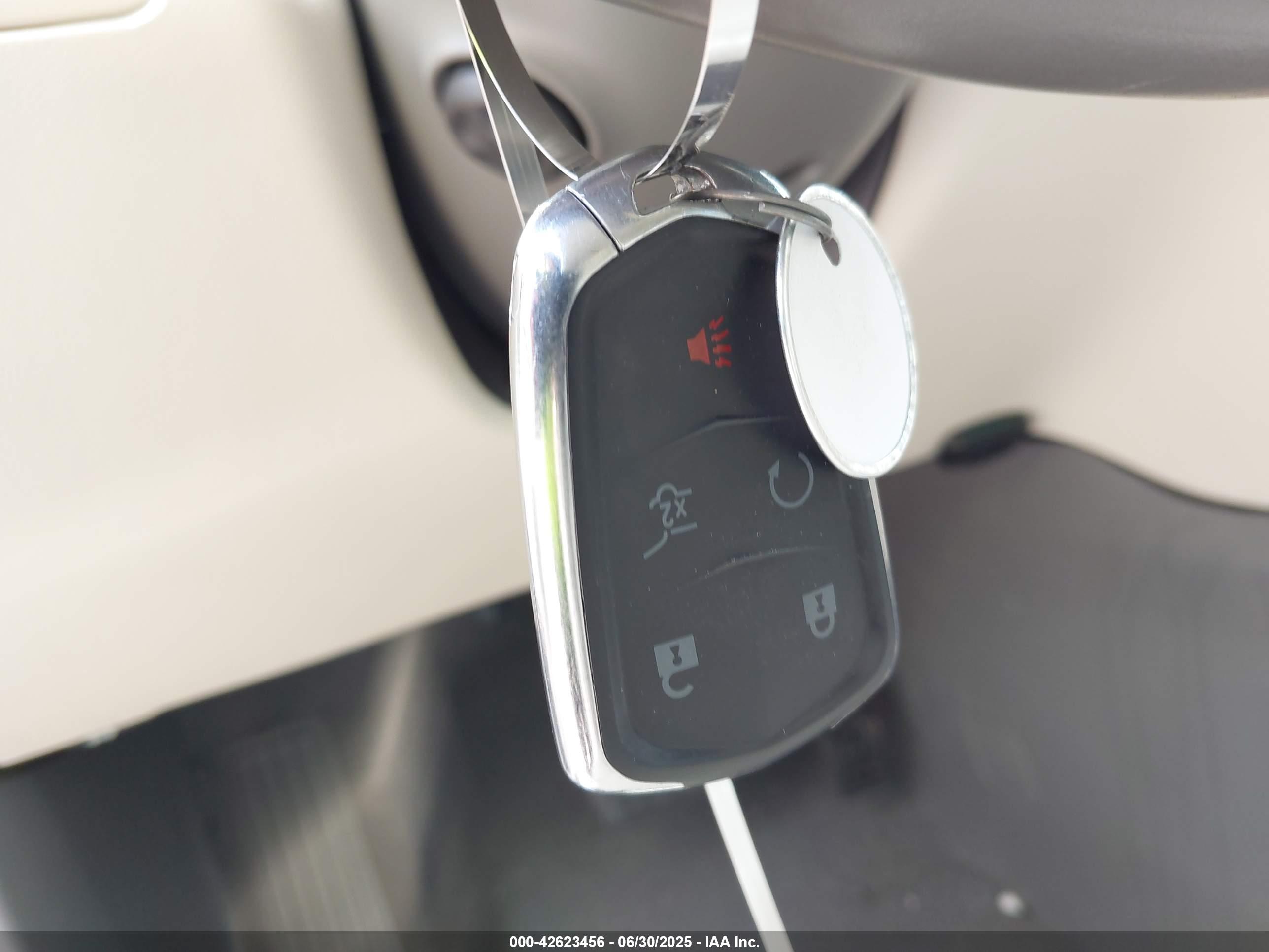 CADILLAC XT5 image 11