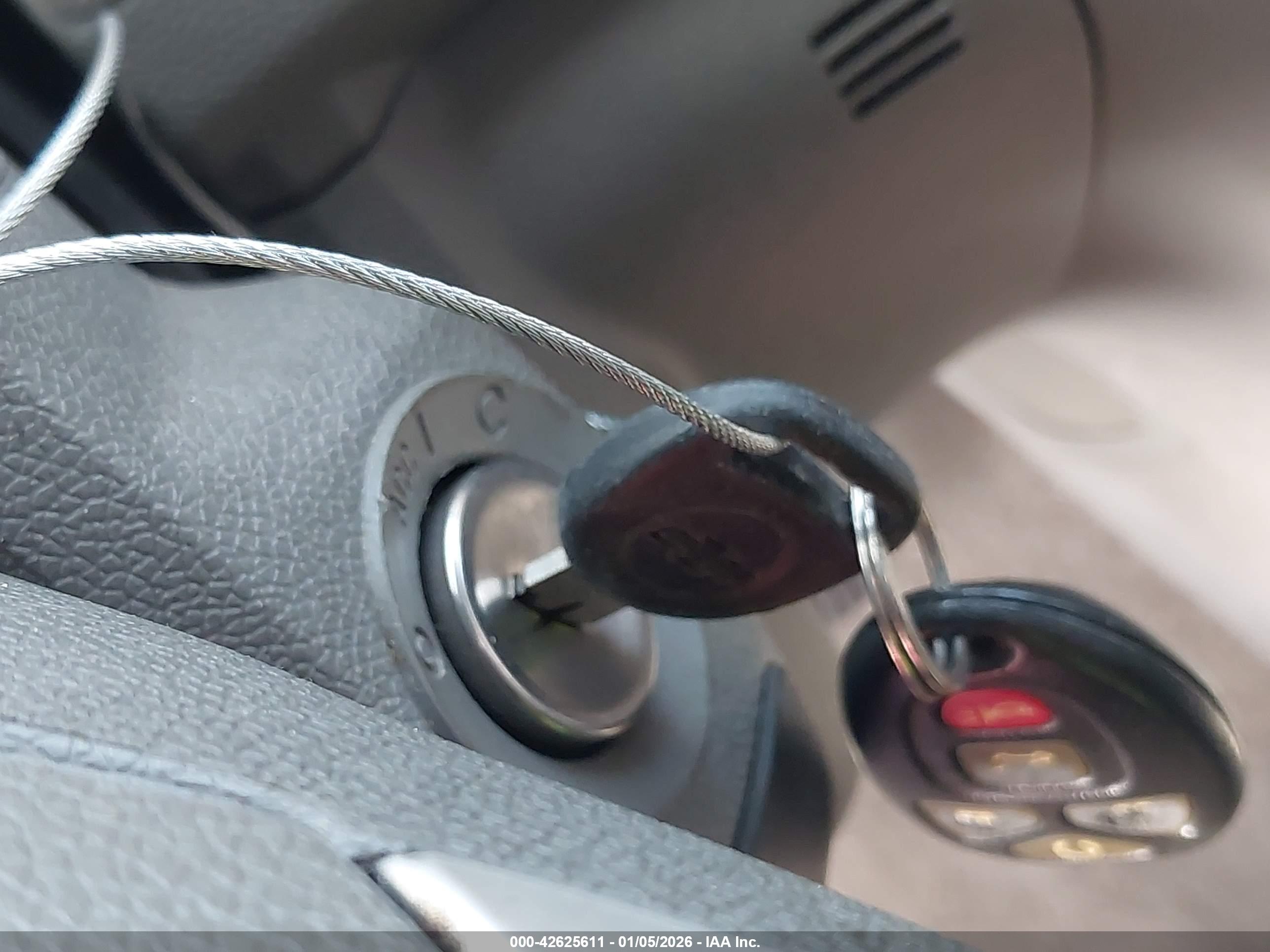 CHEVROLET TRAVERSE image 11