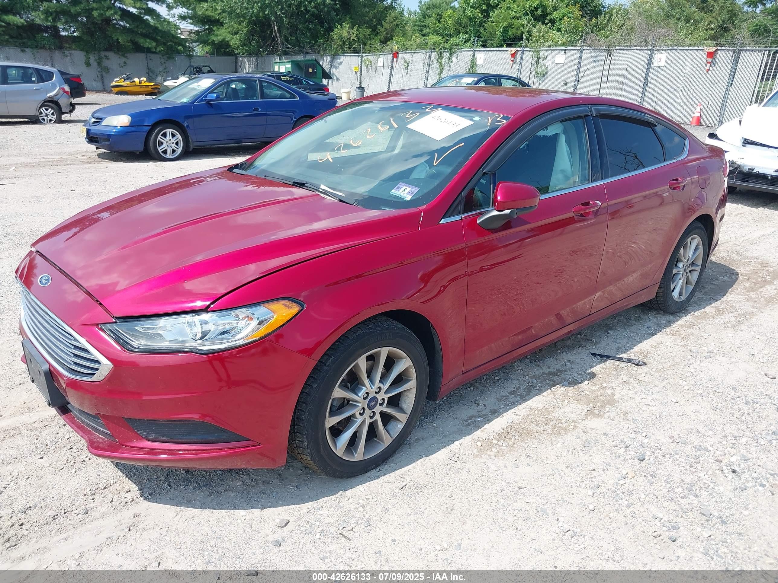 FORD FUSION image 2