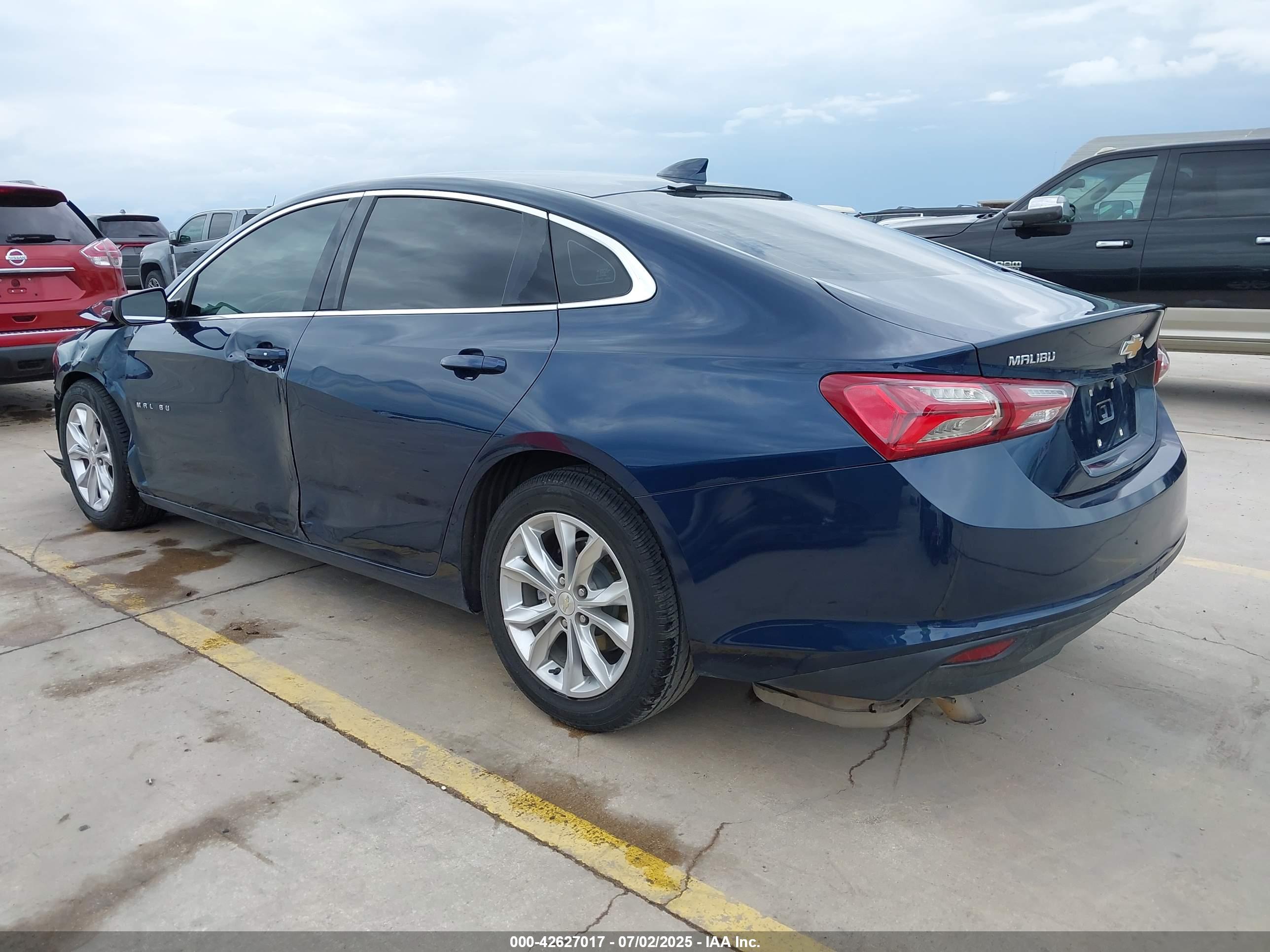CHEVROLET MALIBU image 3