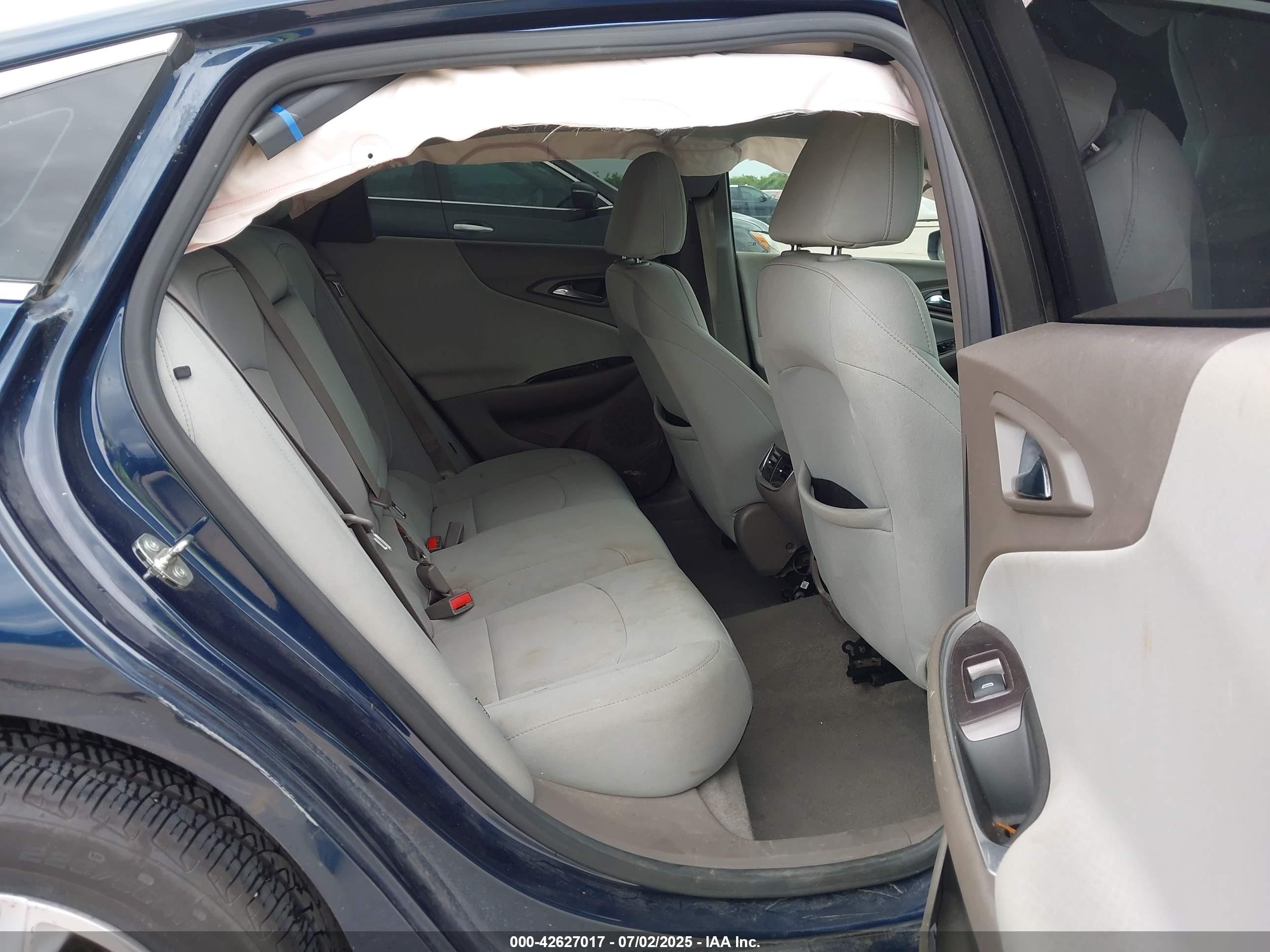 CHEVROLET MALIBU image 8