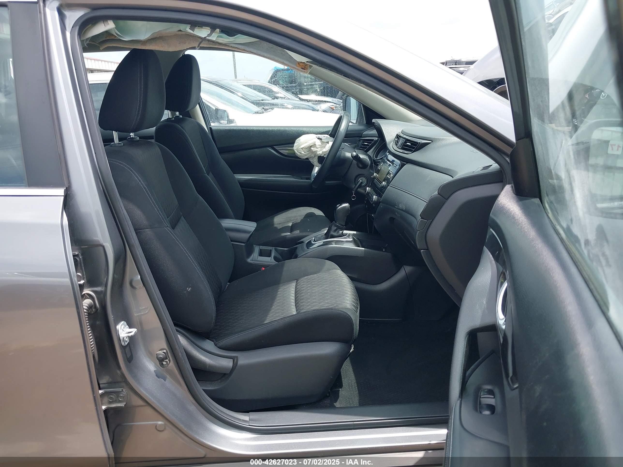 NISSAN ROGUE image 5