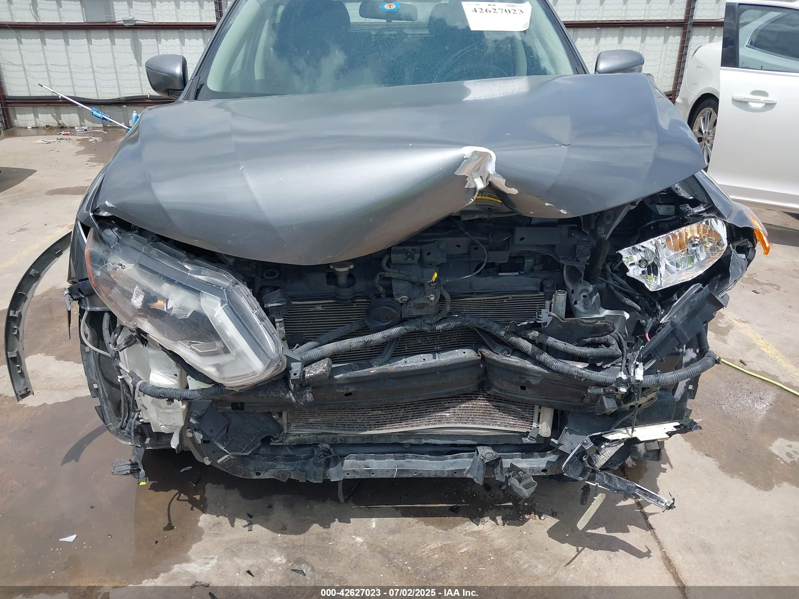 NISSAN ROGUE image 6