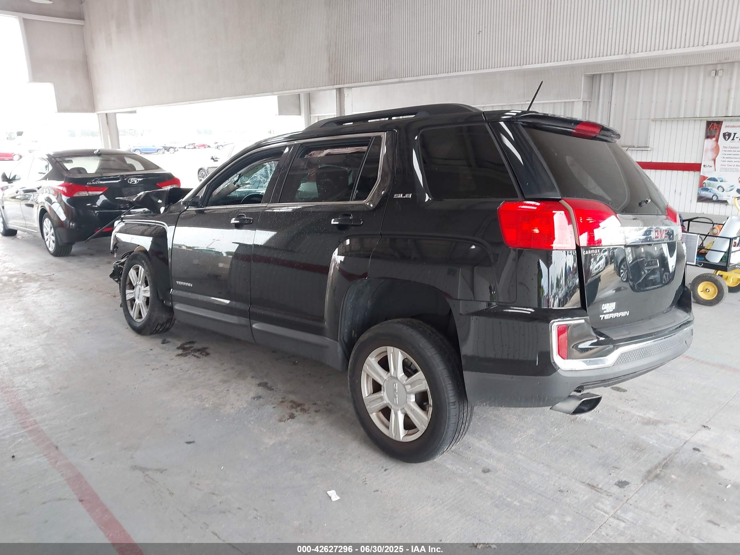 GMC TERRAIN image 3