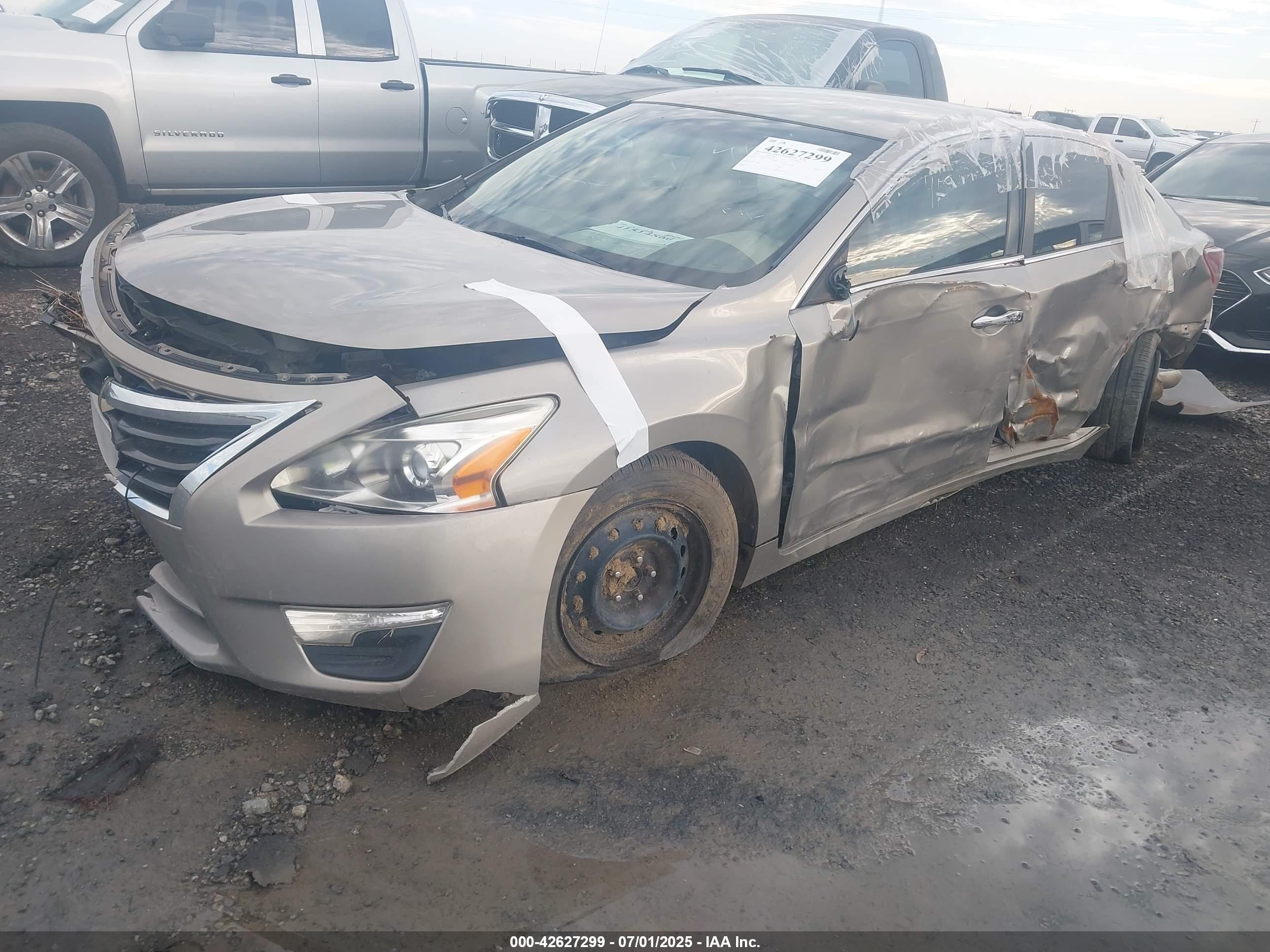 NISSAN ALTIMA image 2