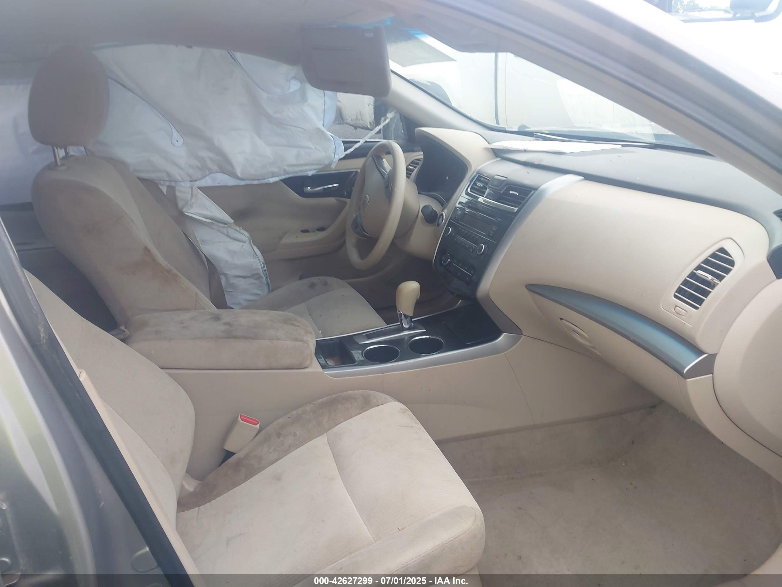 NISSAN ALTIMA image 5
