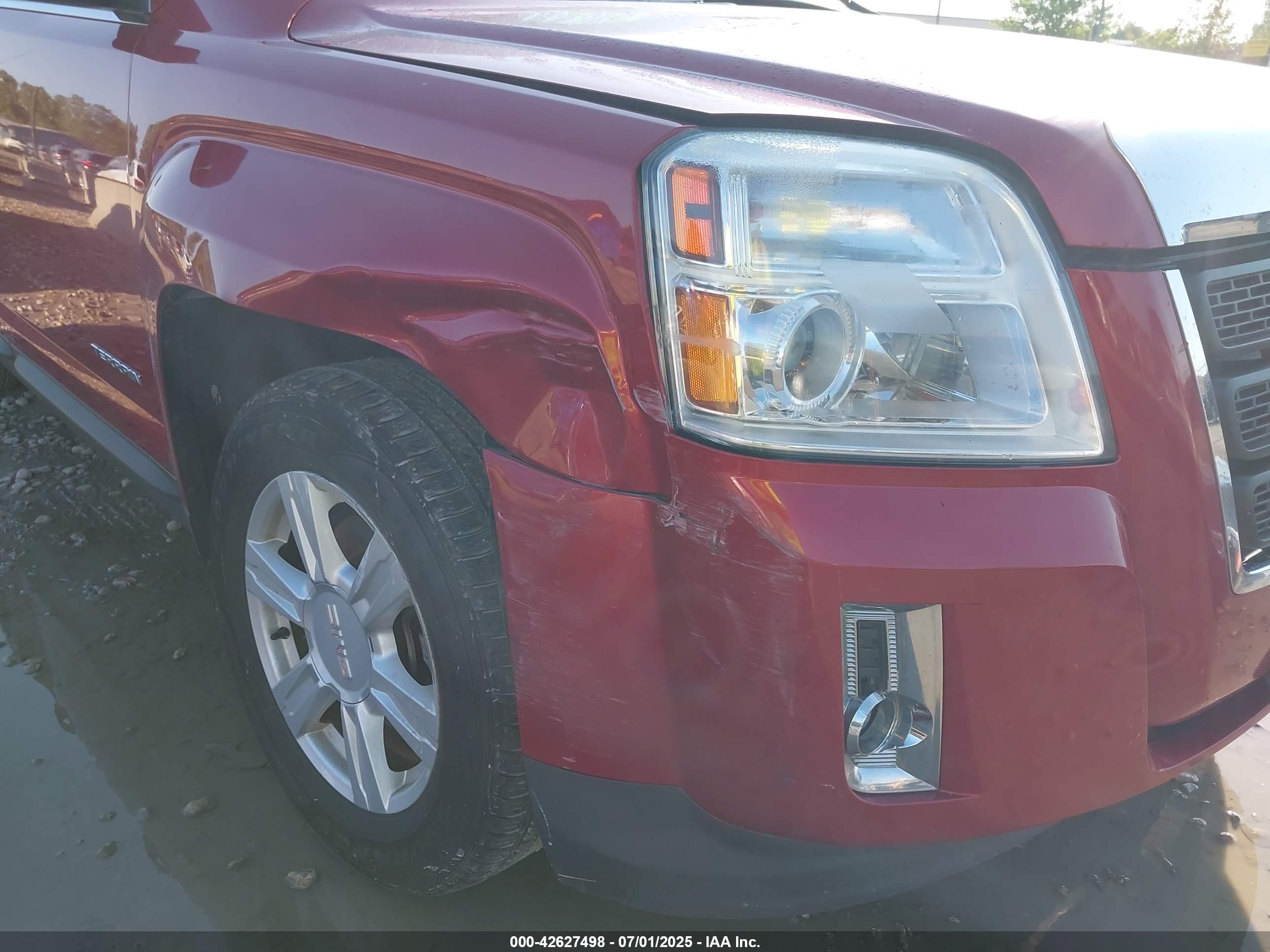 GMC TERRAIN image 6
