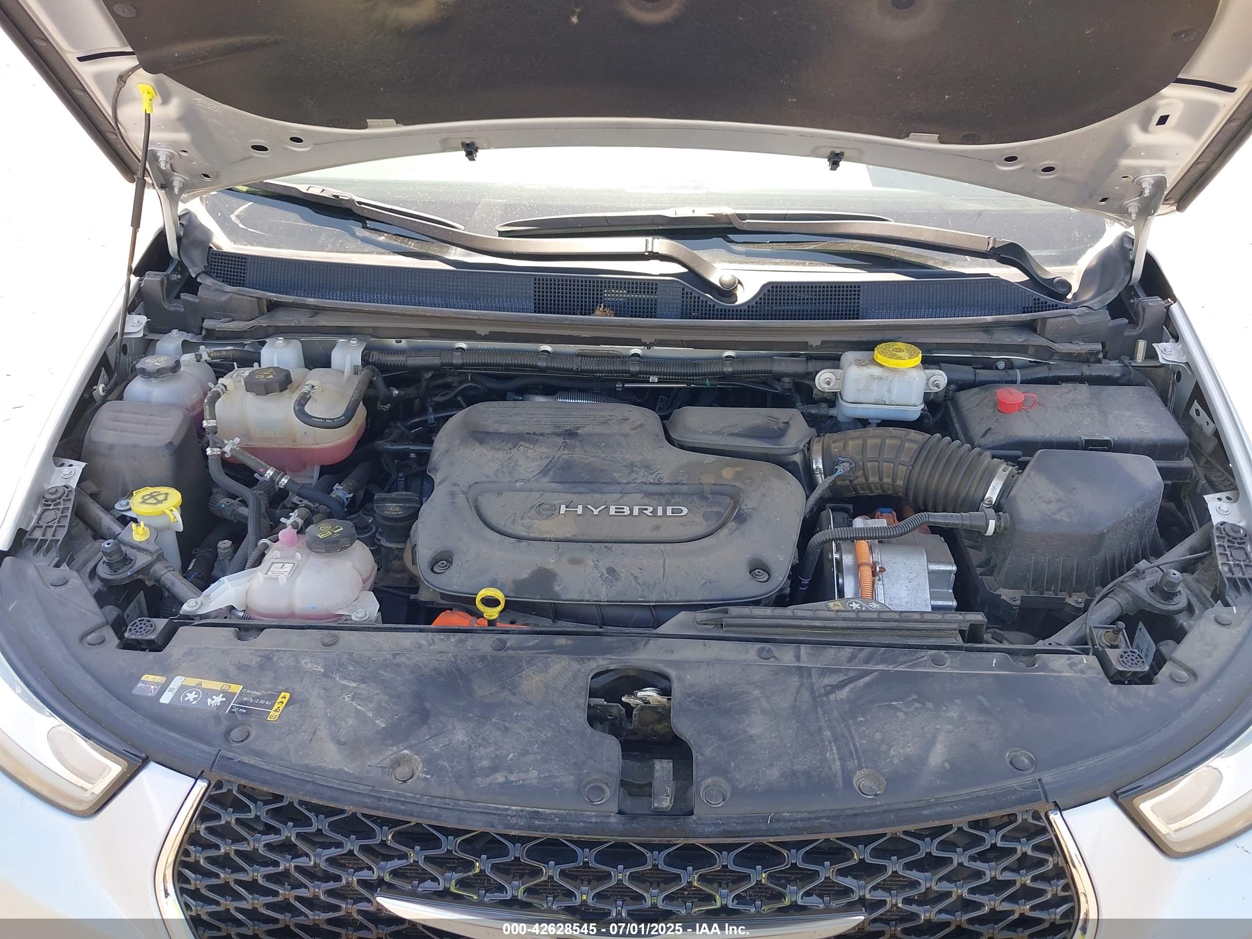 CHRYSLER PACIFICA image 10