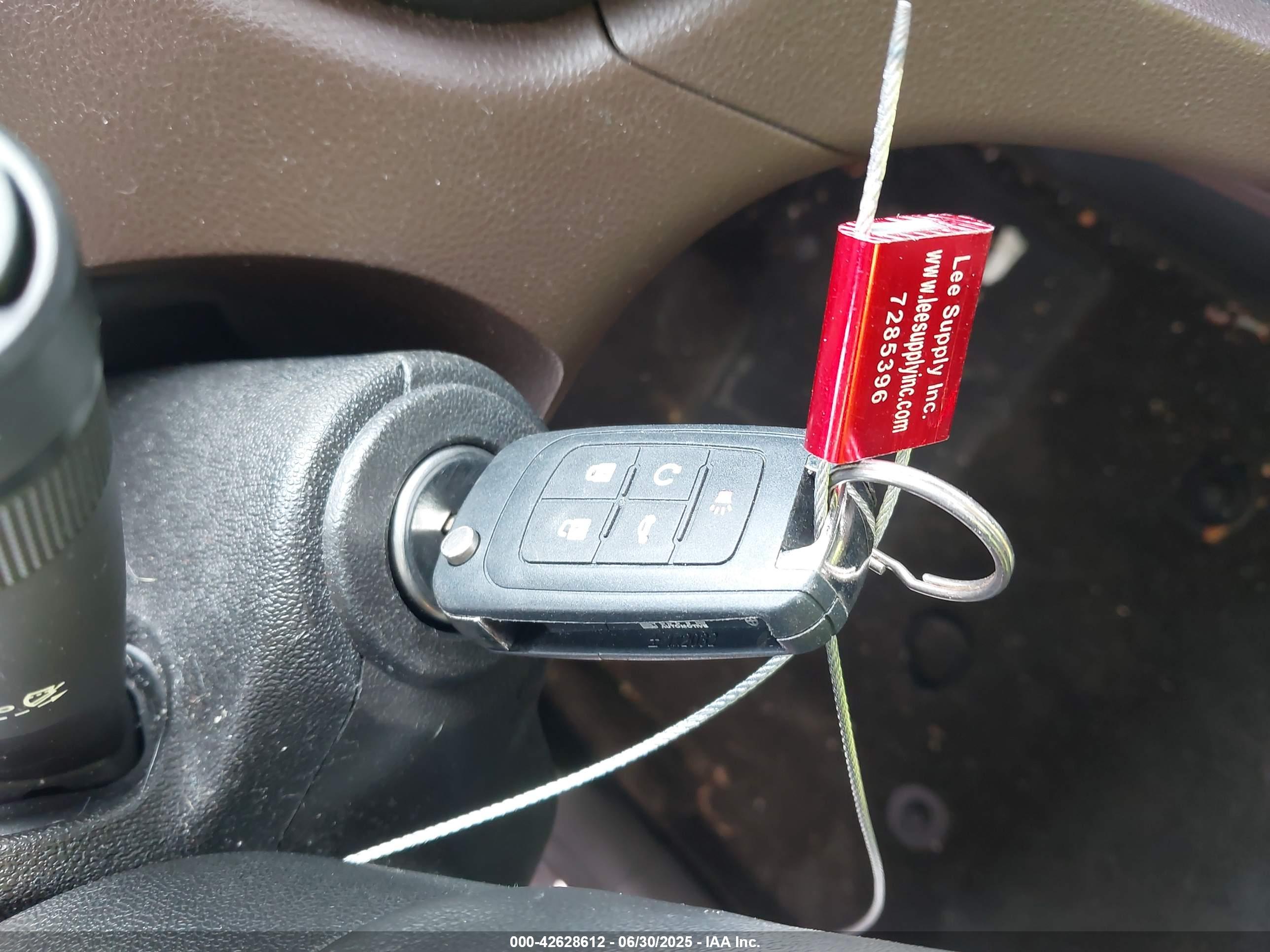 CHEVROLET EQUINOX image 11