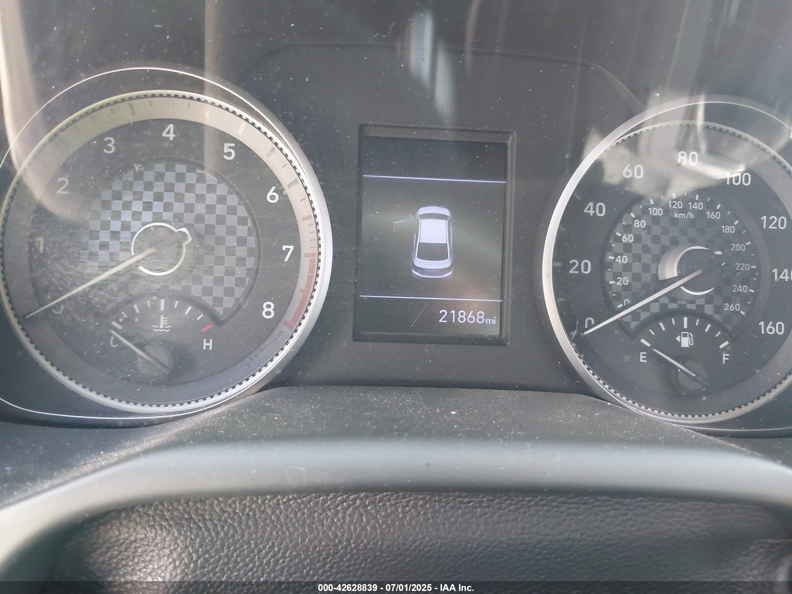 HYUNDAI ELANTRA image 7