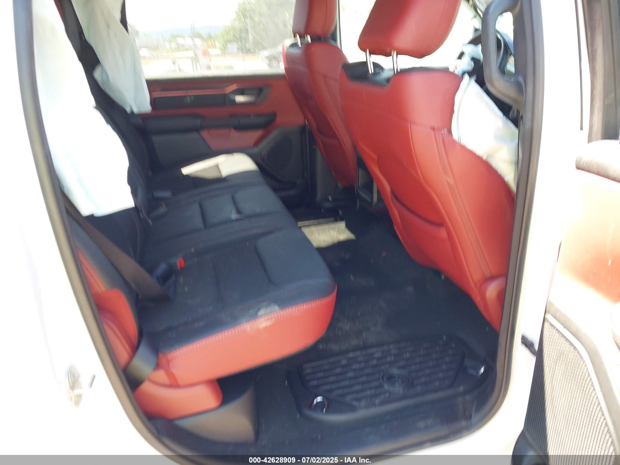 RAM 1500 image 8