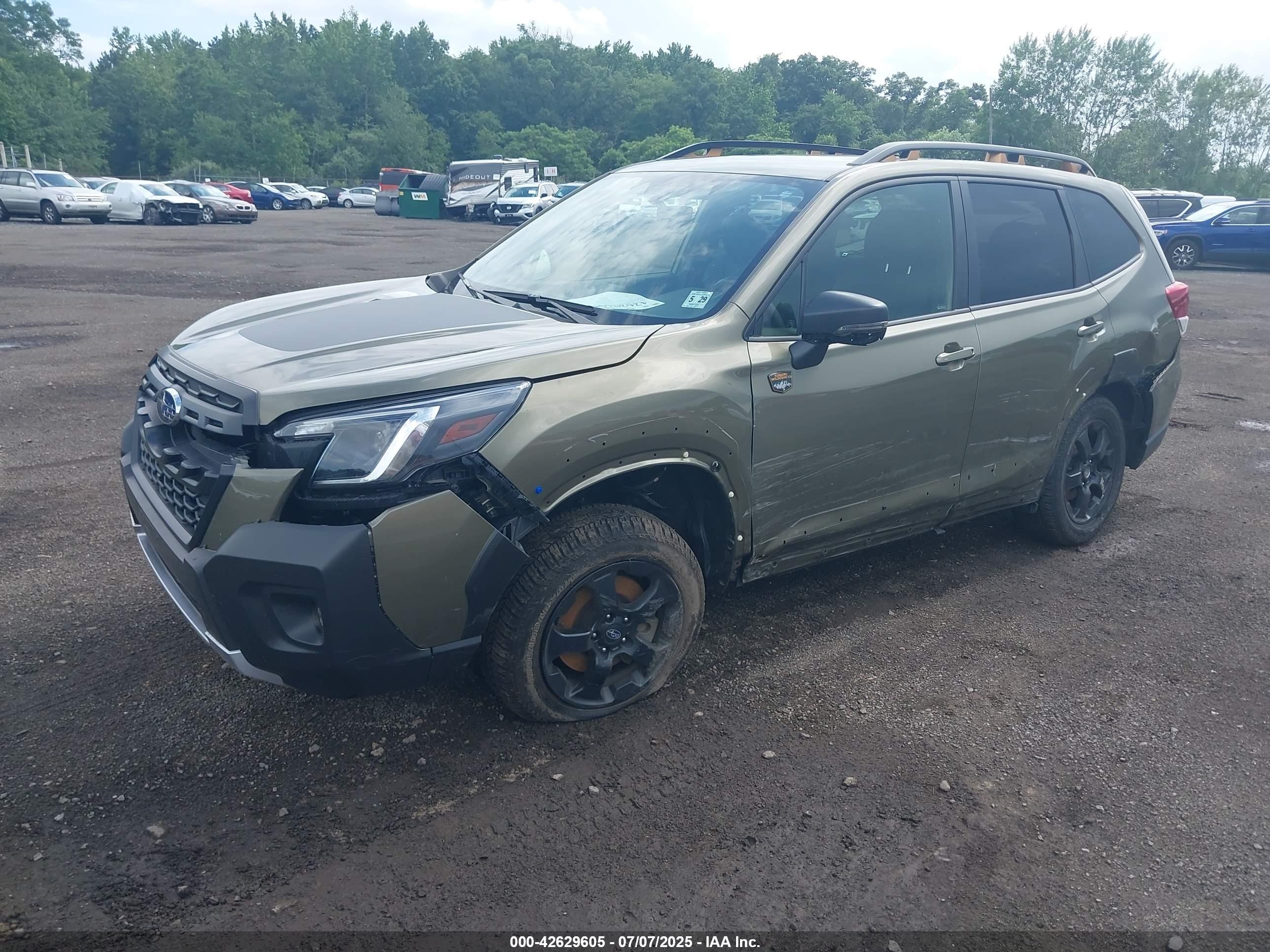 SUBARU FORESTER image 2