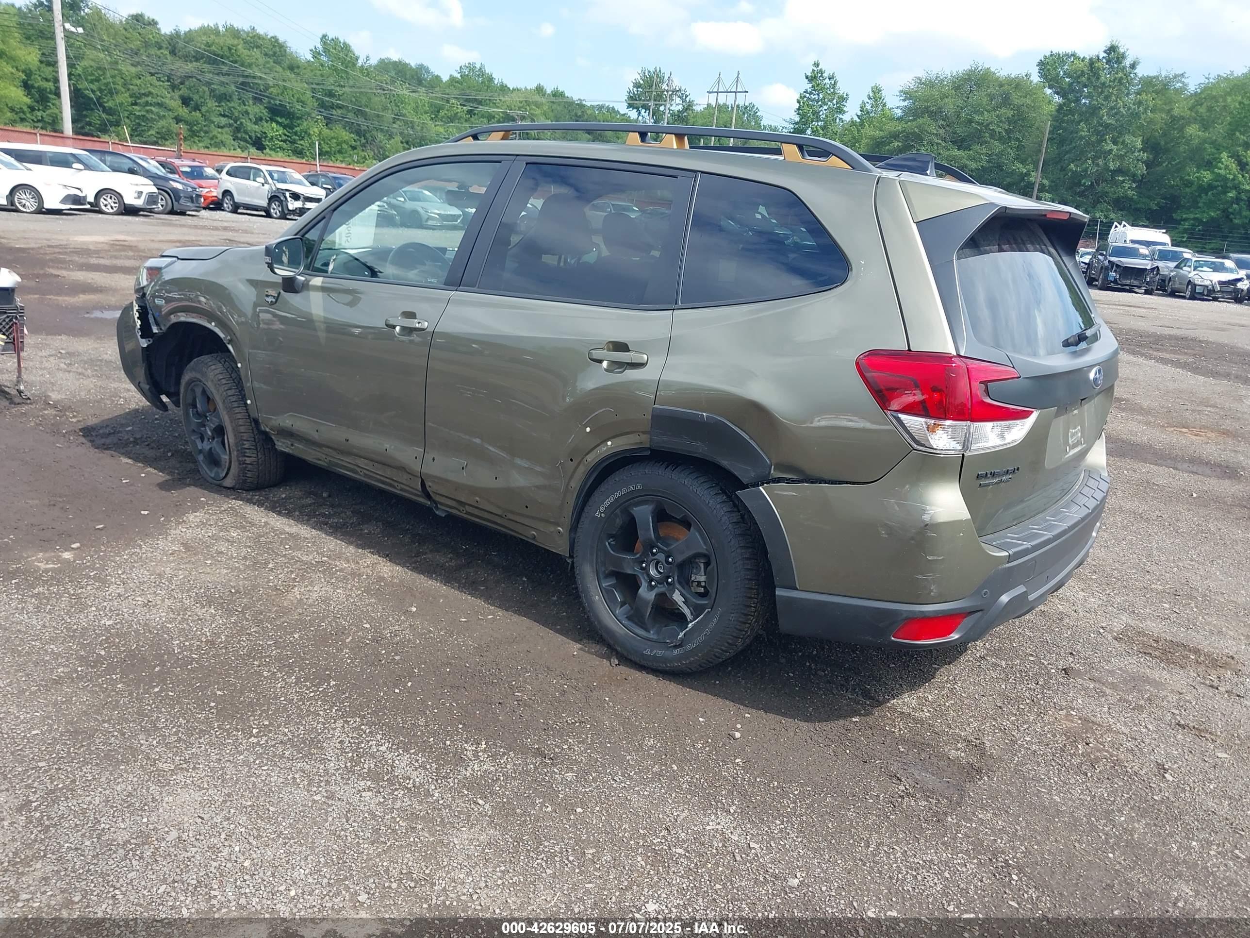 SUBARU FORESTER image 3