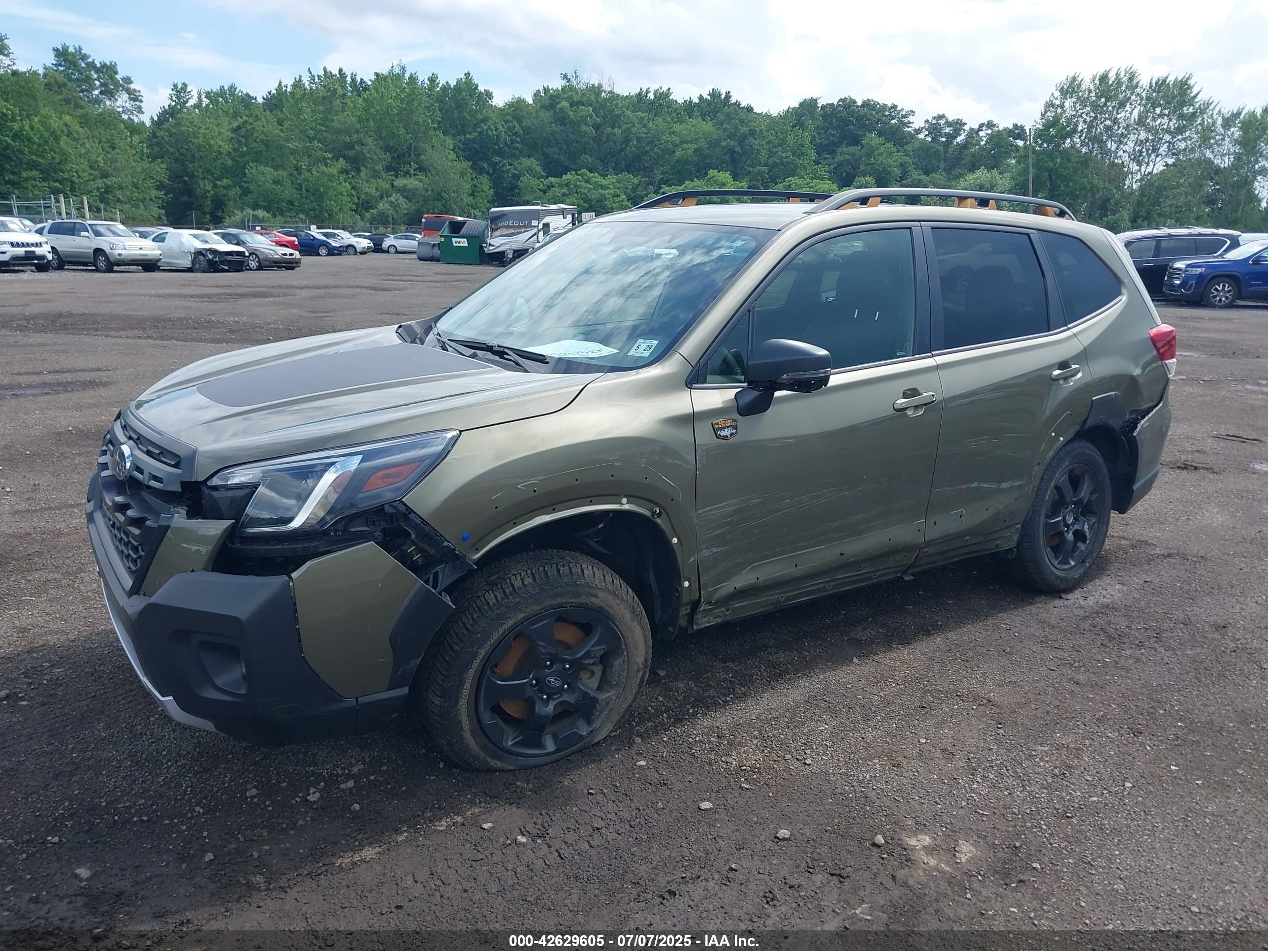 SUBARU FORESTER image 6