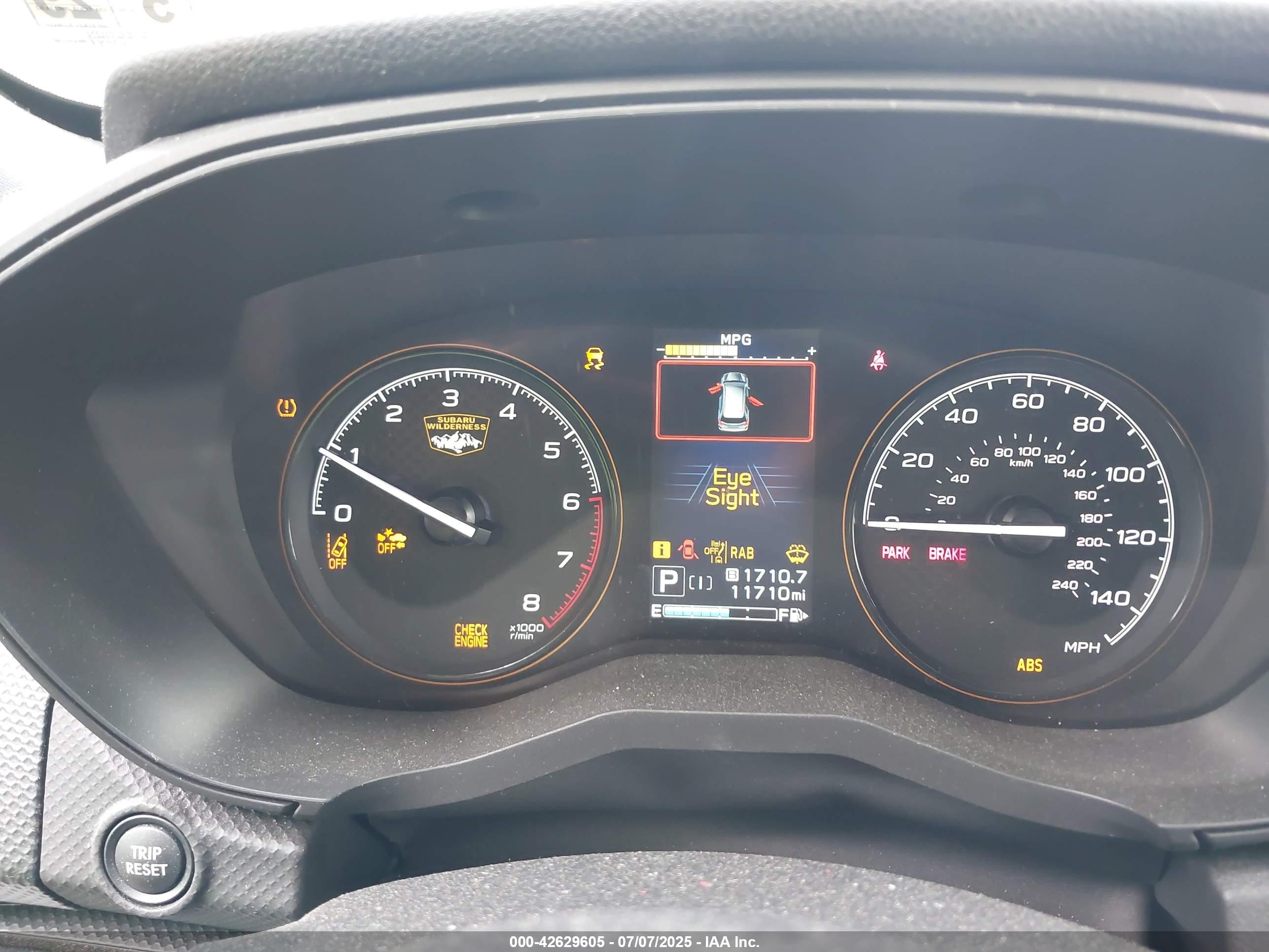 SUBARU FORESTER image 7