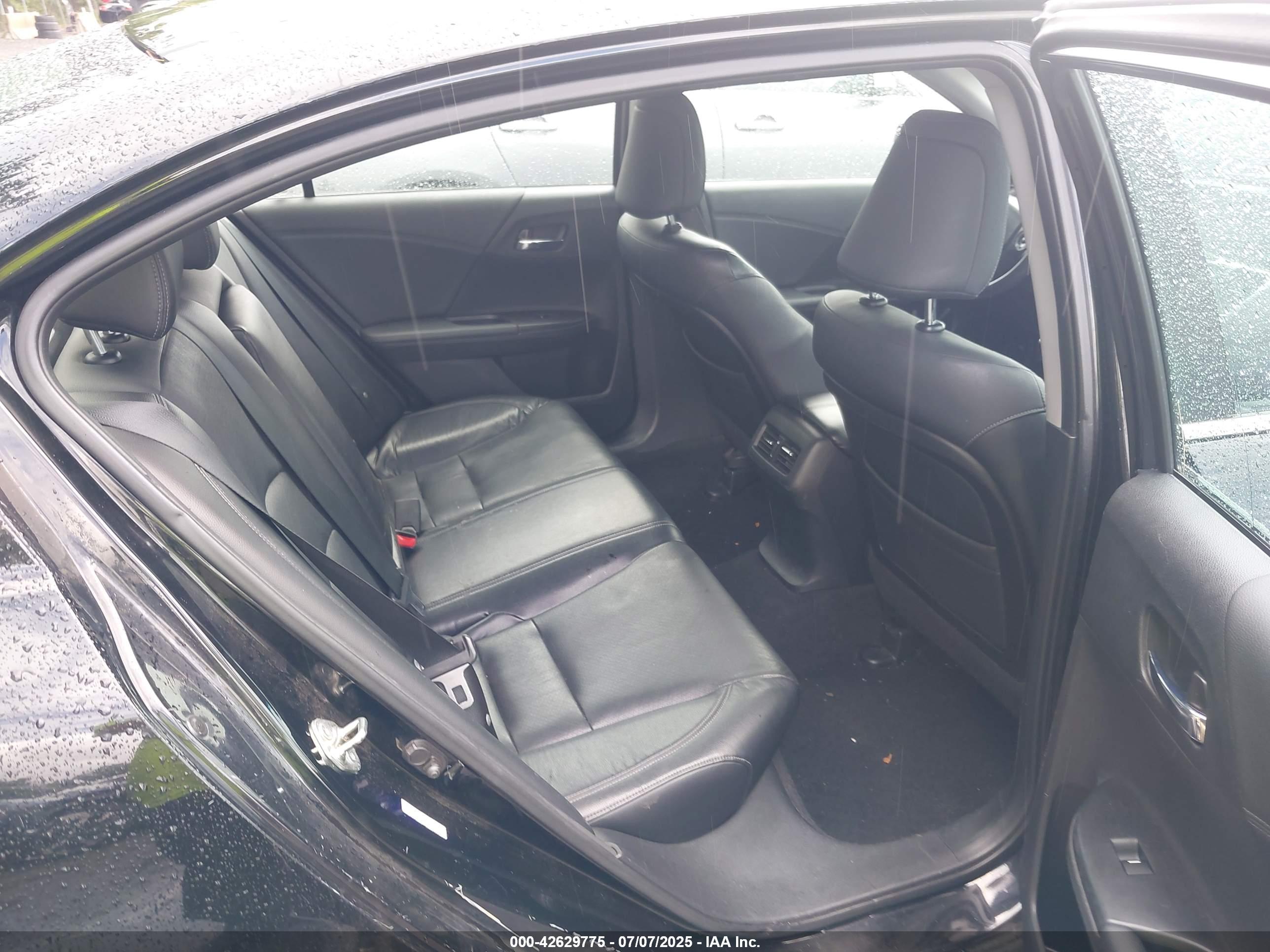 HONDA ACCORD image 8