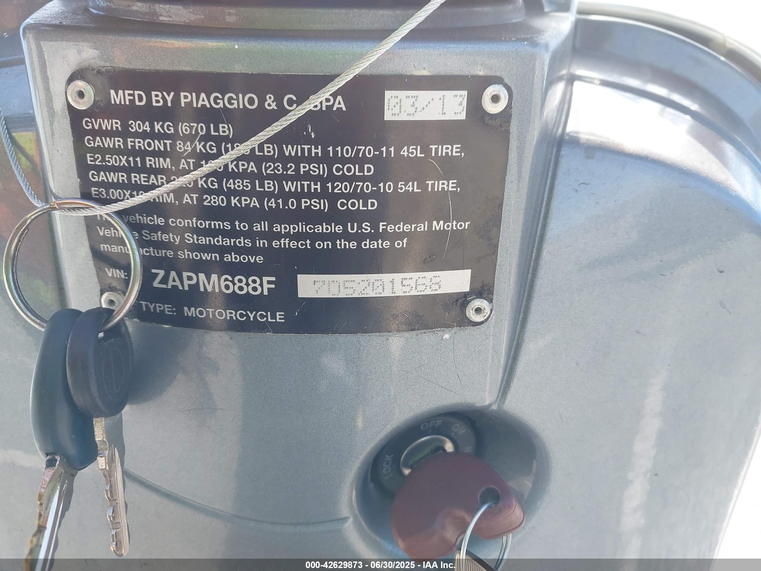 VESPA LX image 10