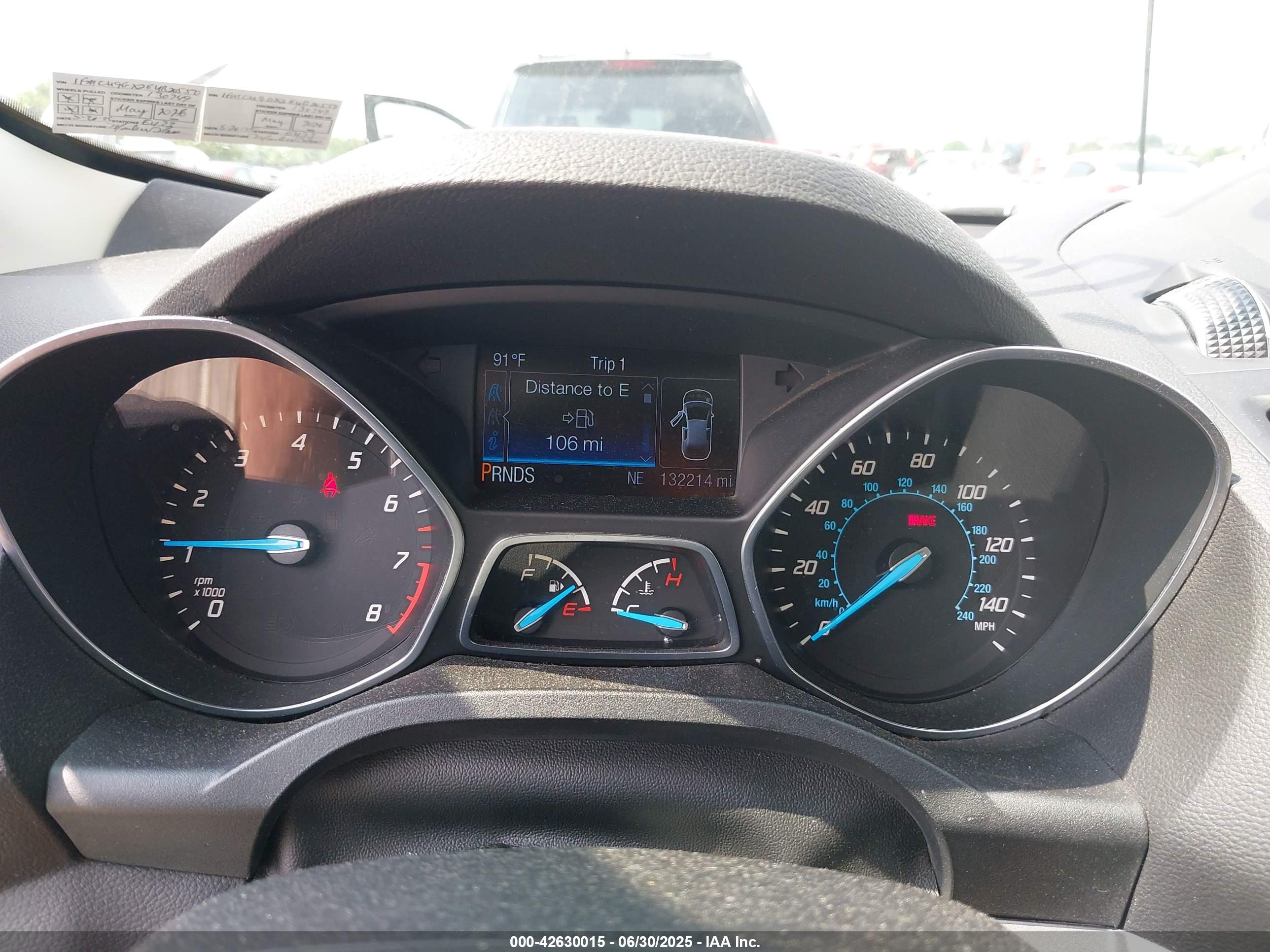 FORD ESCAPE image 7