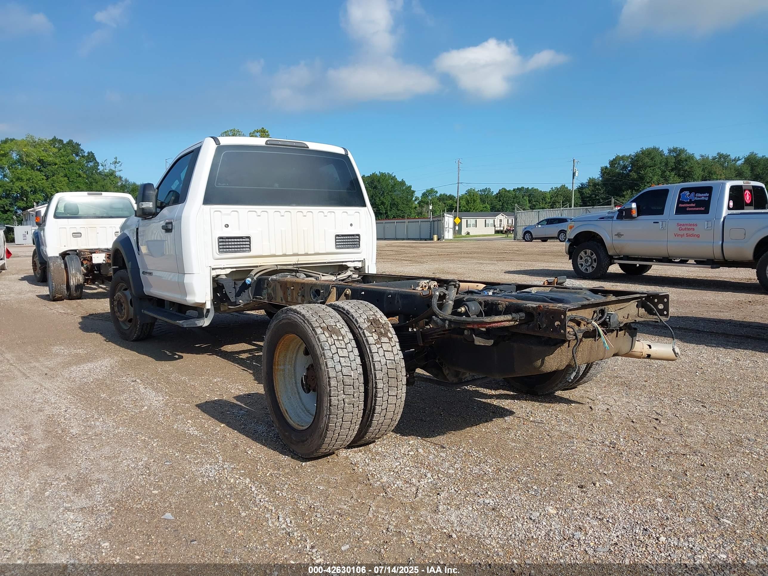 FORD F-550 image 3