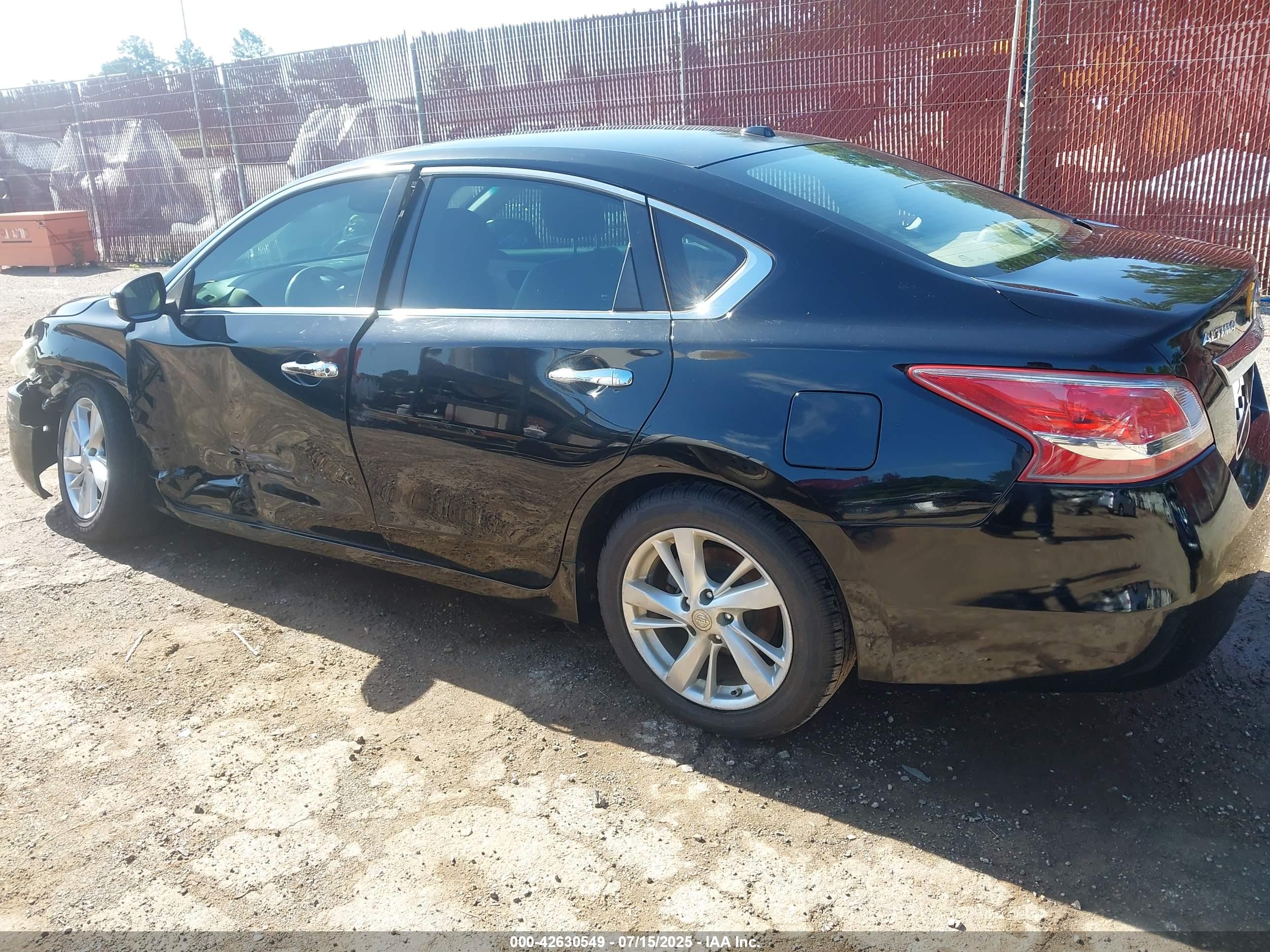 NISSAN ALTIMA image 3